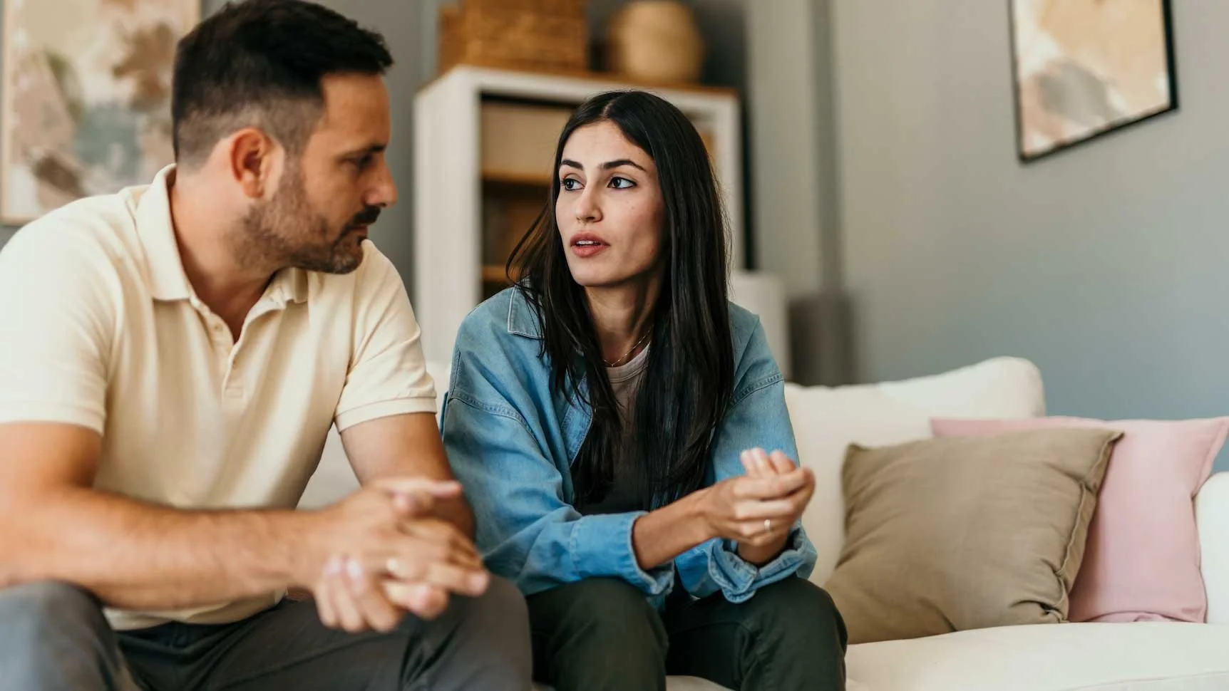 What Is the Difference Between a Parenting Coach and a Therapist?