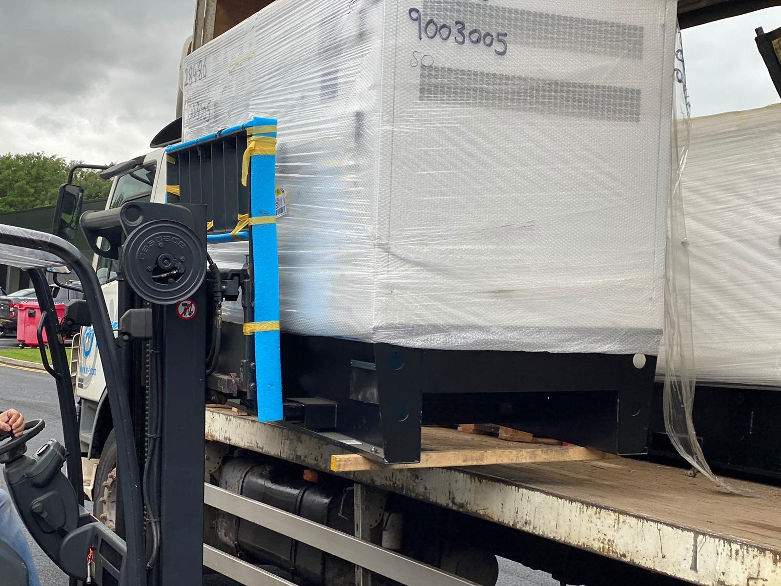 4b5f0152-b4c4-495b-9d2e-76134ecd7c79 2.jpg