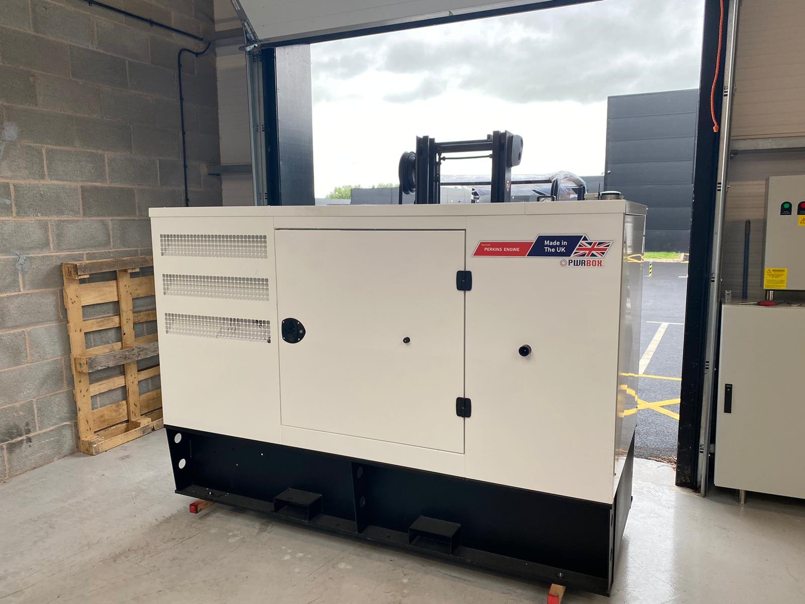 2185df9c-c53b-4191-b788-8e3f6e2aaf2a 2.jpg