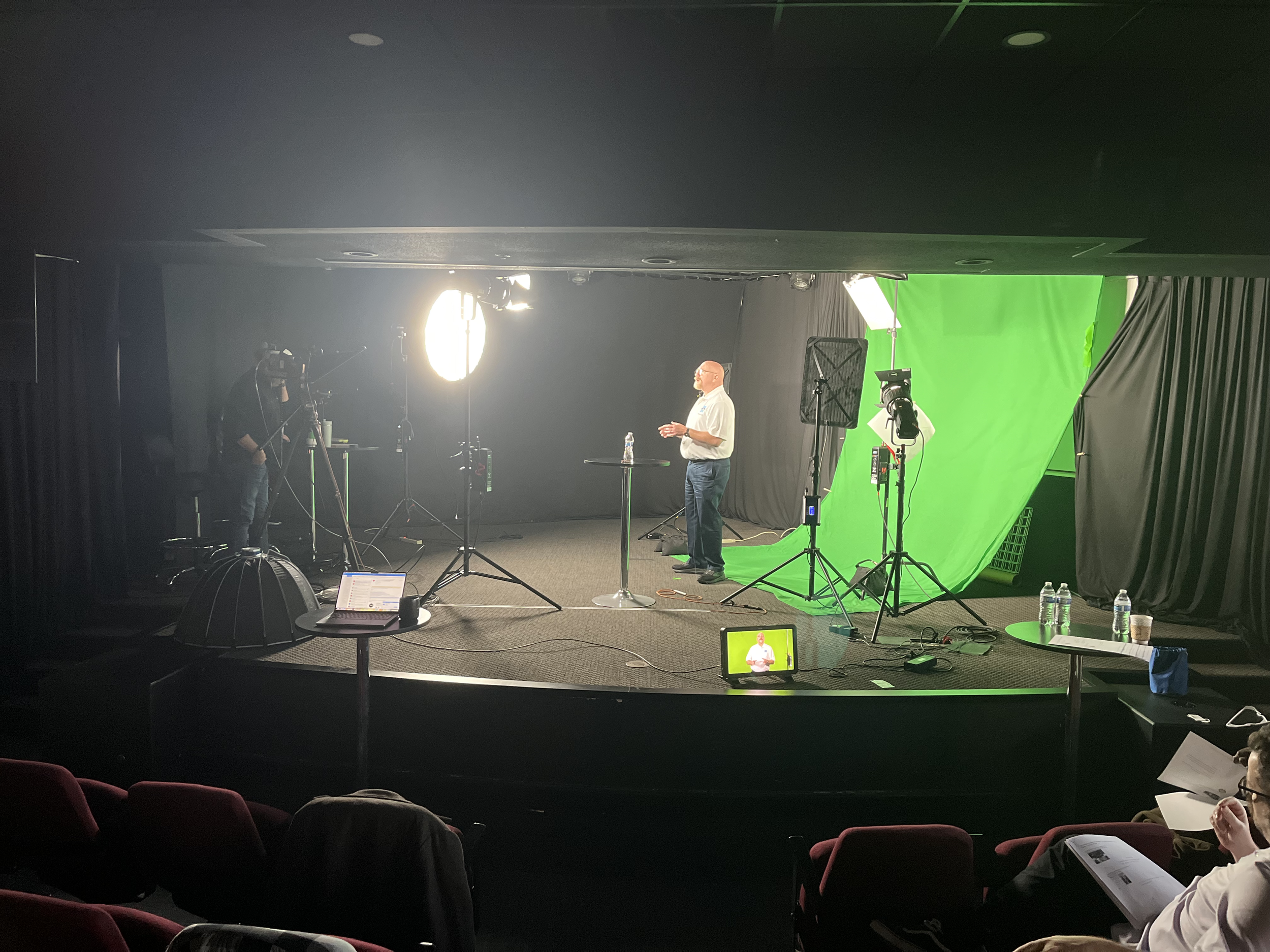 Green Screen 2.png