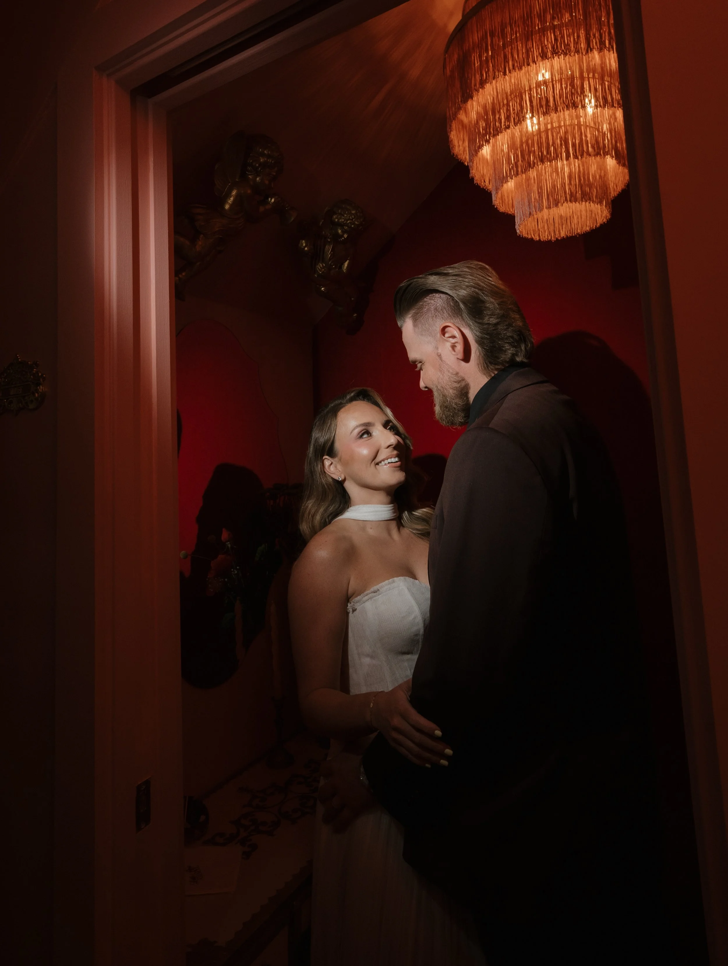 Finding romance in every corner. 

This is your story - Little Rose Chapel is the setting 🌹

Now booking 2026 + 2027 dates. 

Location: @littlerosechapel
Photos: @marfaedo 
HMUA: @flirtaciouslooksagency 
Dress: @houseofluxebridal 

#couplesphotoshoo