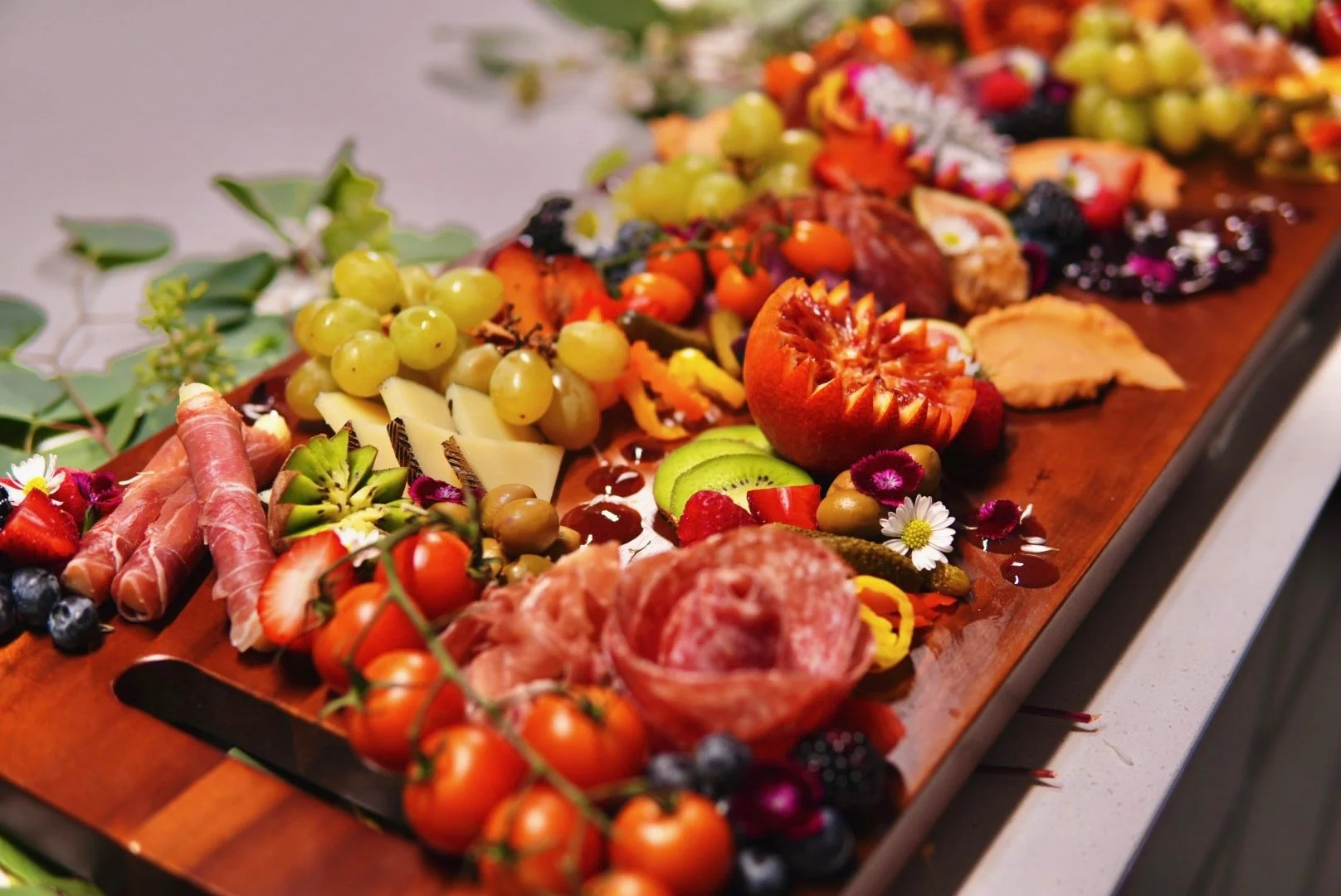 How Much Charcuterie Do You Need for 50 Guests?                          (Complete Grazing Table Guide)