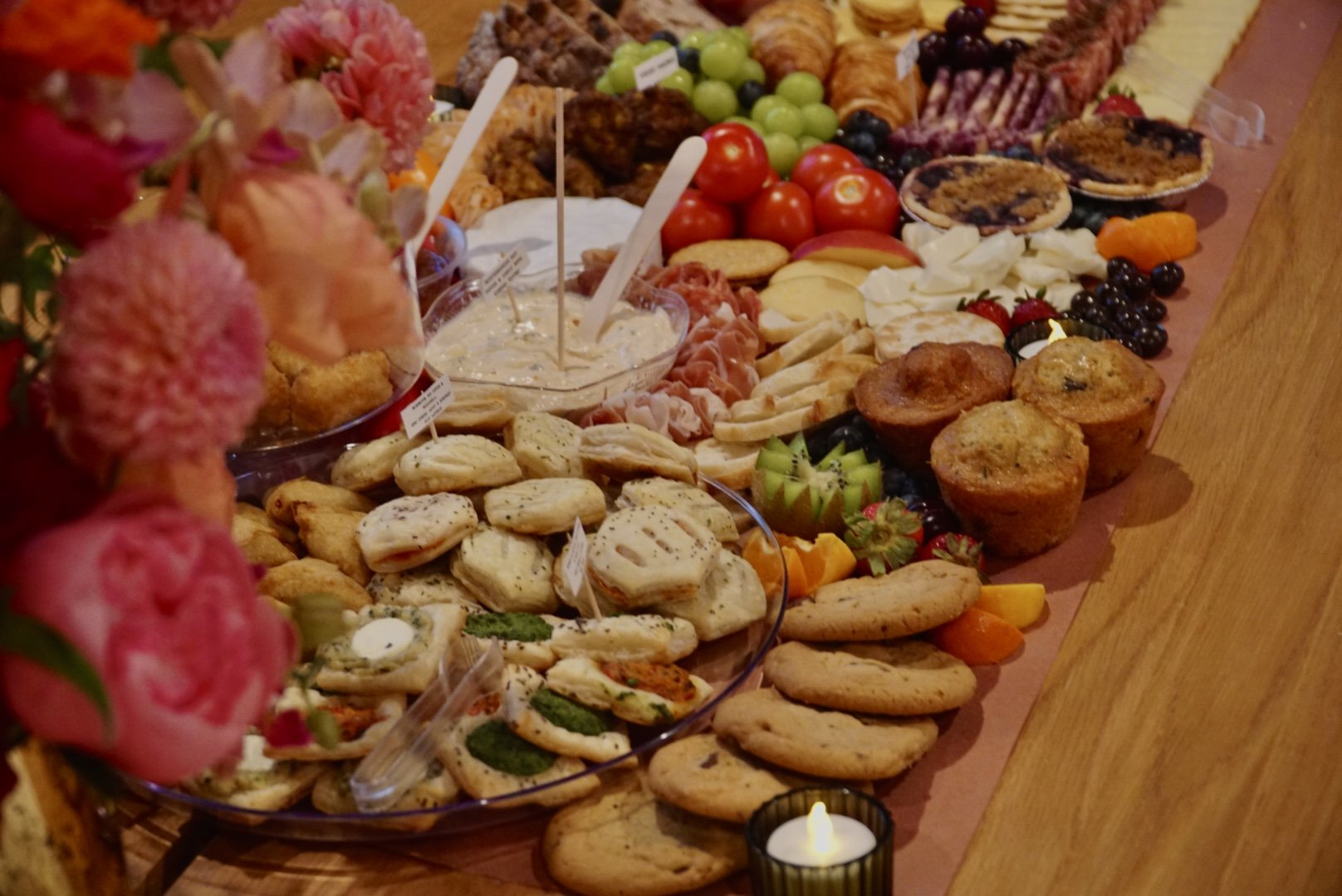 Grazing Tables vs. Traditional Catering: Which Is Right for Your Event?