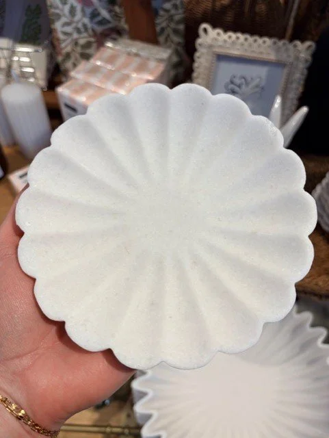 White Stone Scallop Trinket Dish