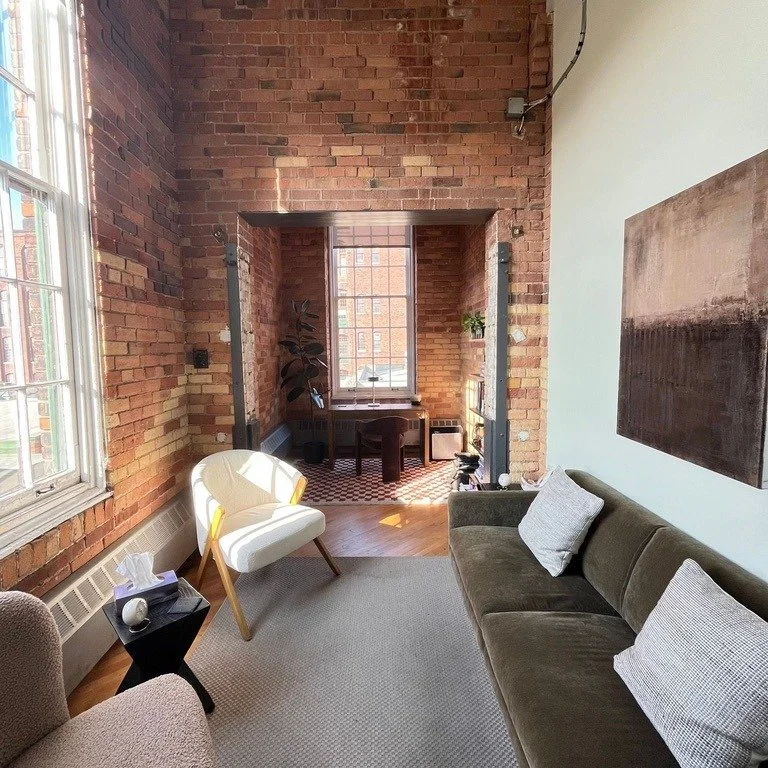 Beyond excited to share that I am officially going to be offering in-person availability in the new year in the most beautiful space! It really is such an open, warm and inviting space and I can't wait for my clients to experience it. In person avail