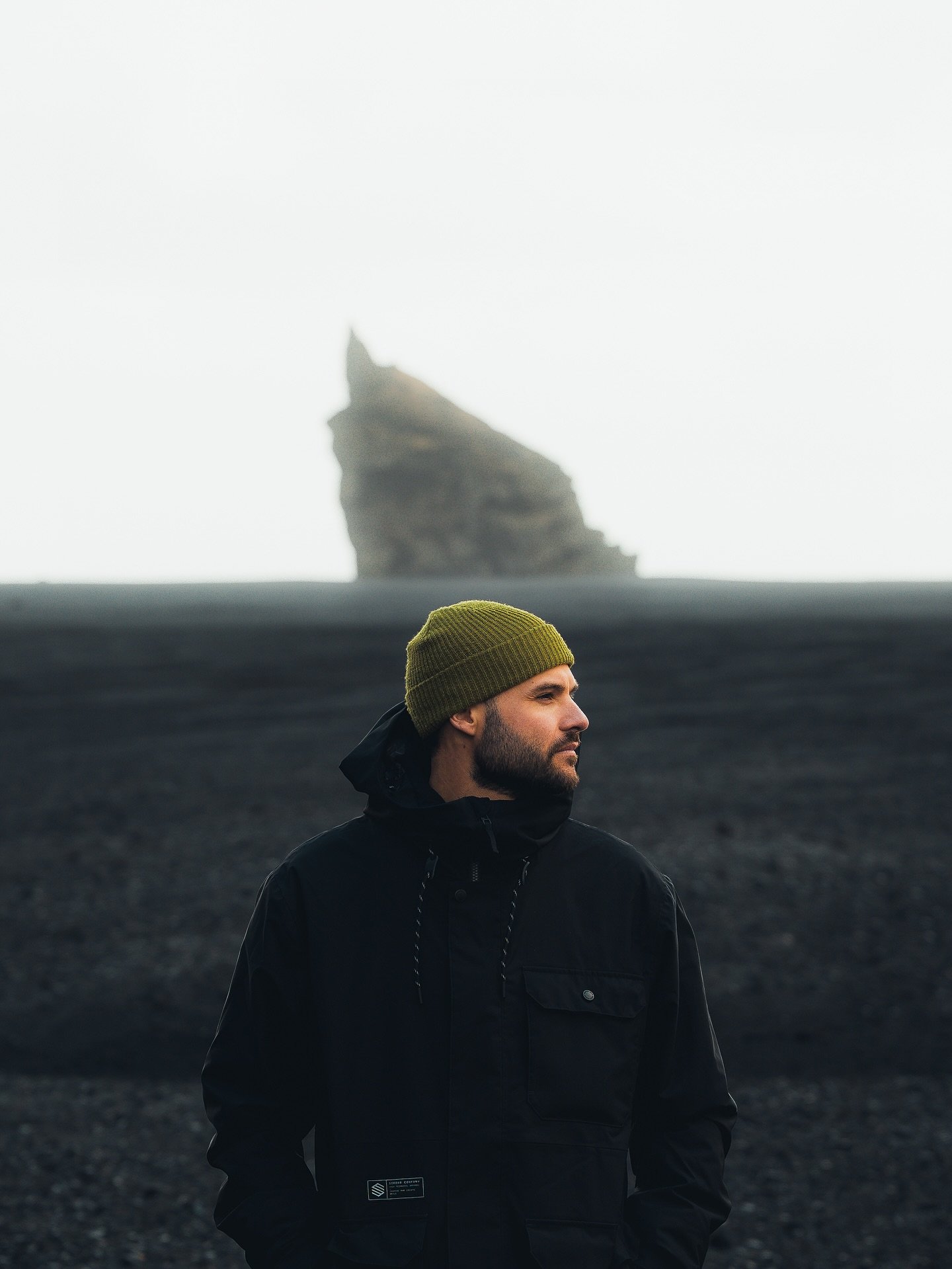 Islandia, un viaje que se siente como otro planeta 🌍❄️

Cascadas infinitas, volcanes, hielo y fuego en el mismo paisaje&hellip; cada rinc&oacute;n de este pa&iacute;s te deja sin palabras. Ha sido una experiencia de esas que te cambian la perspectiv