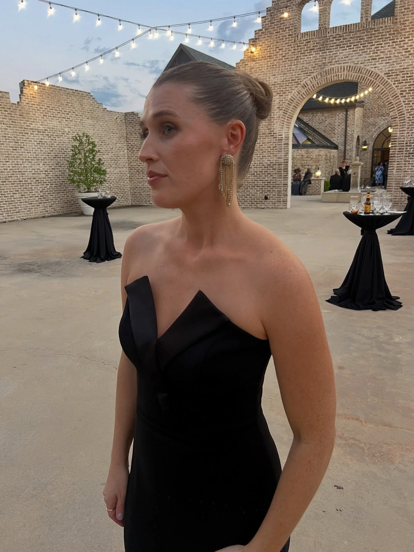 1 hr rinse time for this bridesmaid to get a subtle and glowing look!