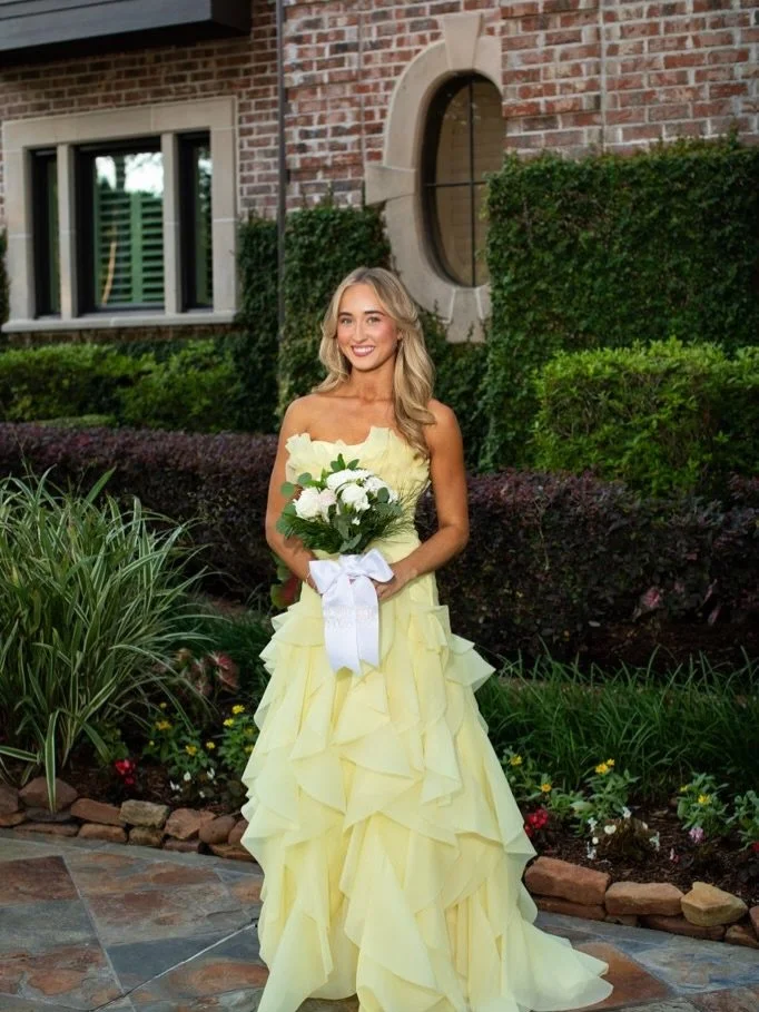 Prom glow for @cailynconradd 💛 so gorgeous!!!