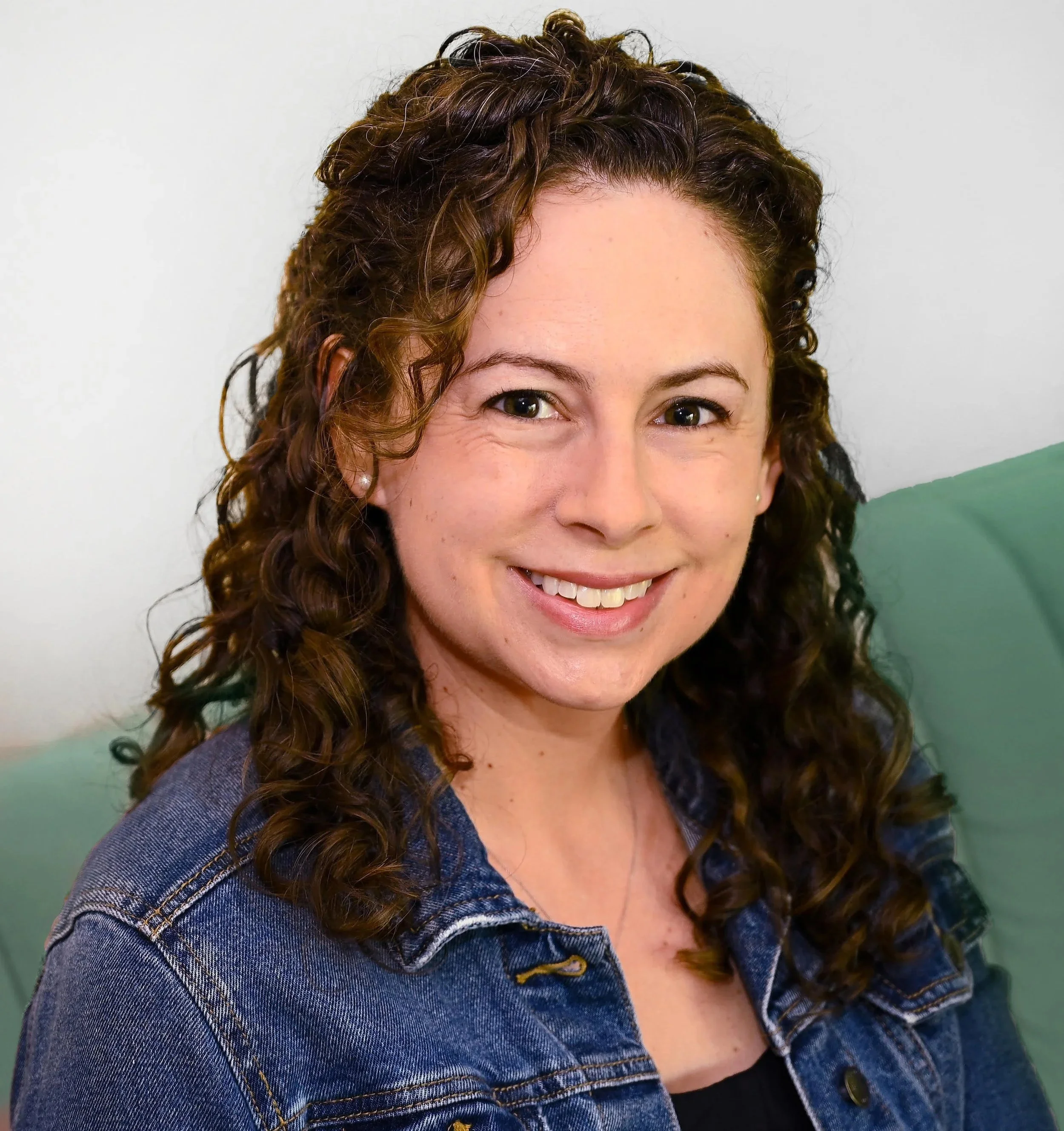 Elyse Hall, Therapist and Parenting Coach in Austin Texas,