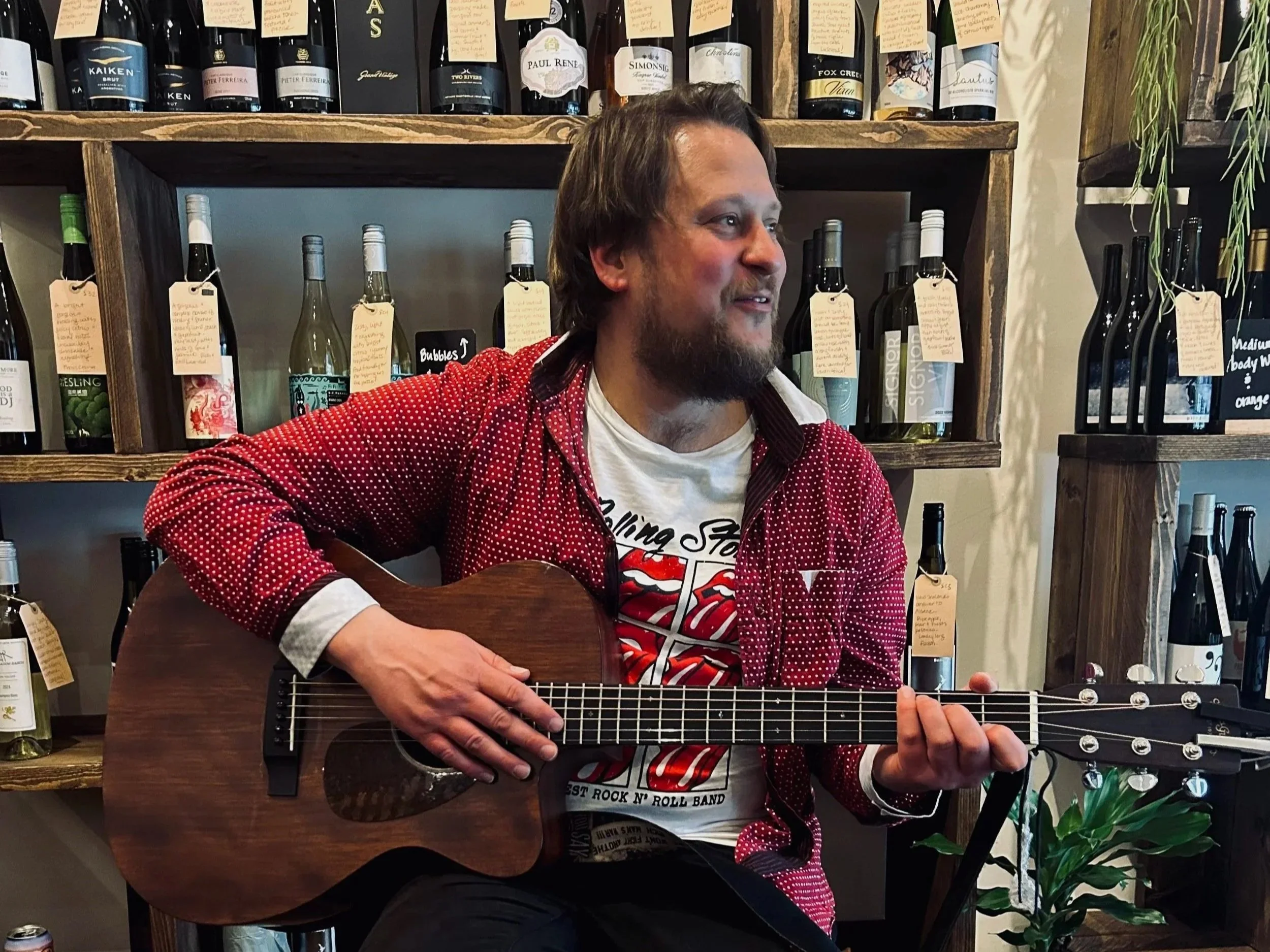 Sunday Sessions: Live Guitar