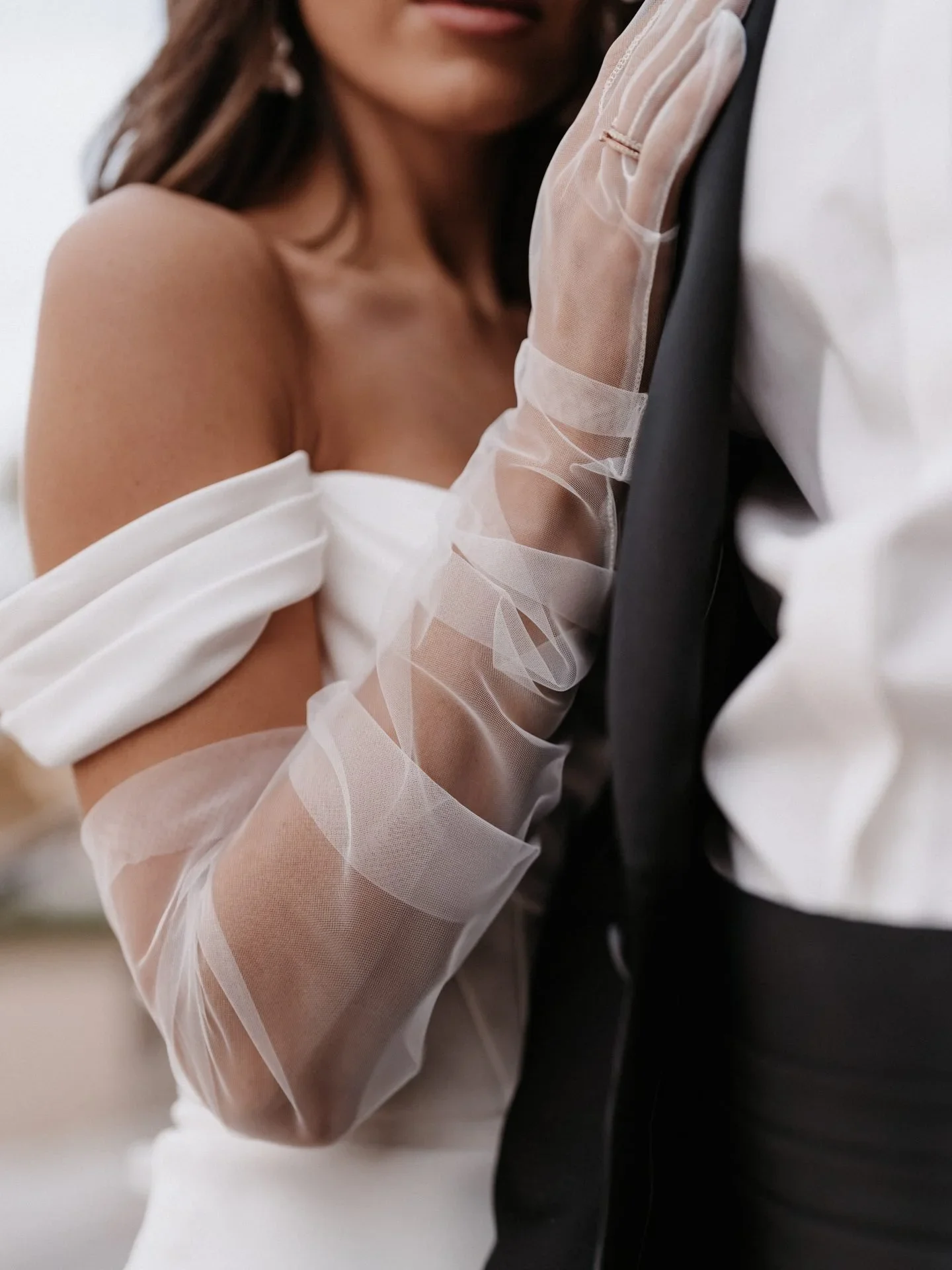 How to Choose the Right Accessories for Your Wedding Dress