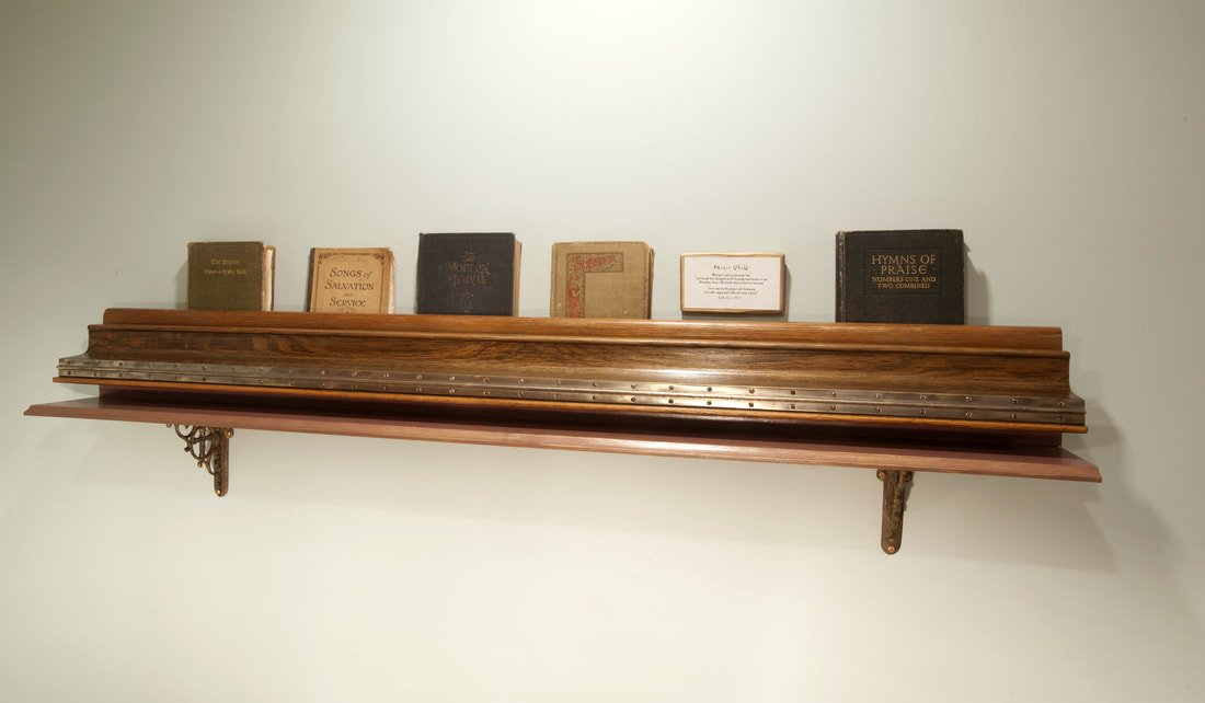 Inviting prayer room at Mercy & Truth KC clinic created for spiritual renewal and God’s nearness.