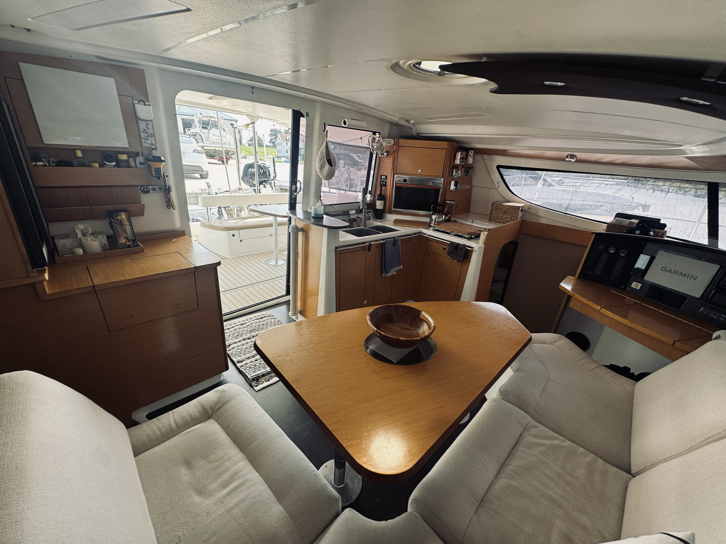 Spacious galley to entertain and prepare any catering