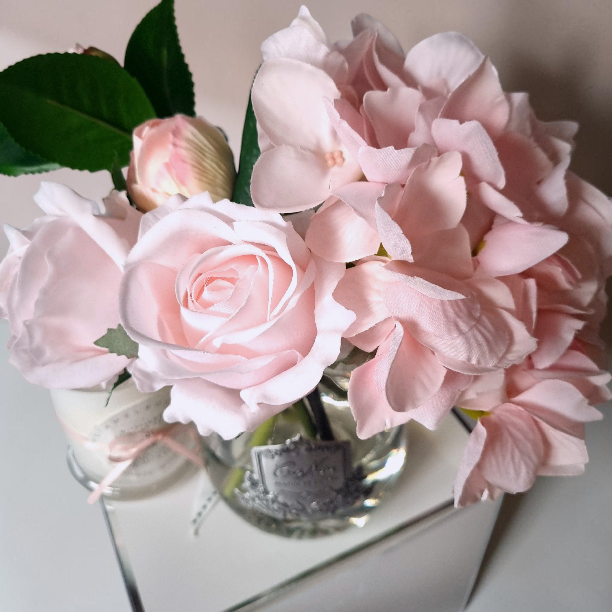 The Tea Rose & Hydrangea Bouquet rose close up.jpg