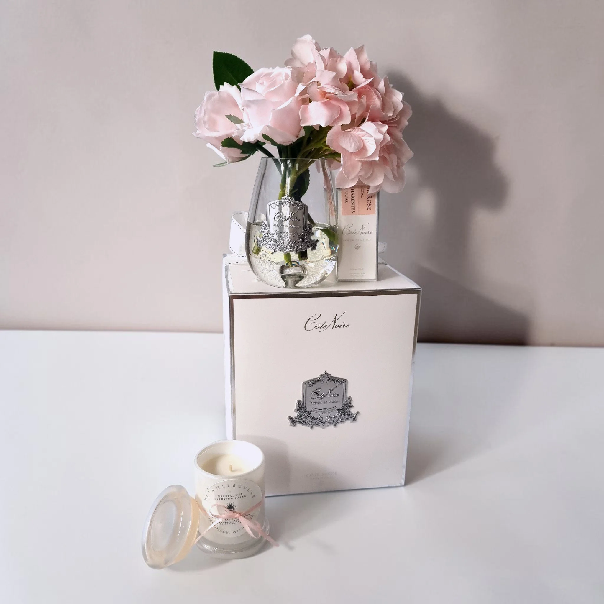 The Tea Rose & Hydrangea Bouquet