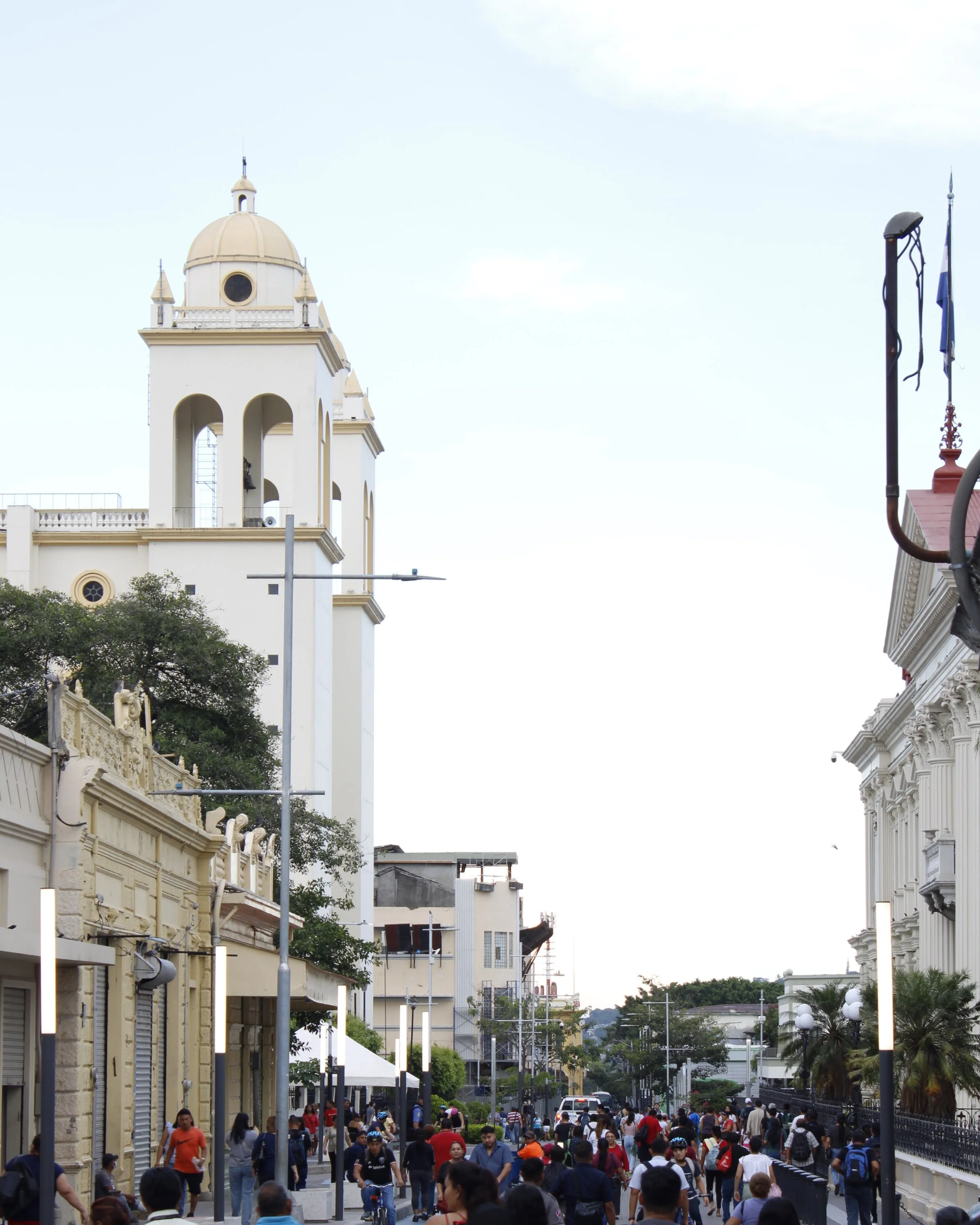 El Salvador Records