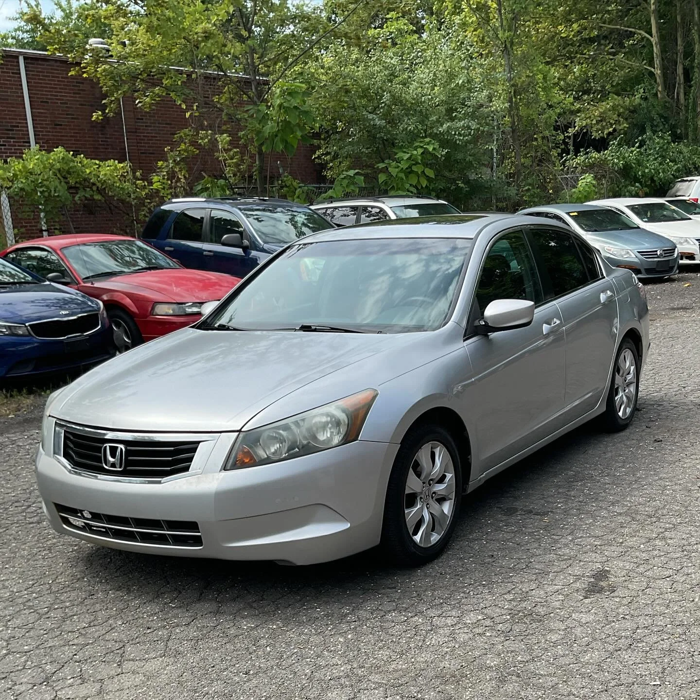 📌 For Sale: 2009 Honda Accord

Price: $4,500
Location: 455 Ledyard St, Hartford CT 06114

Vehicle Details:
&bull; Year: 2009
&bull; Make/Model: Honda Accord
&bull; Mileage: 233164
&bull; Transmission: Automatic
&bull; Exterior Color: Silver
&bull; I