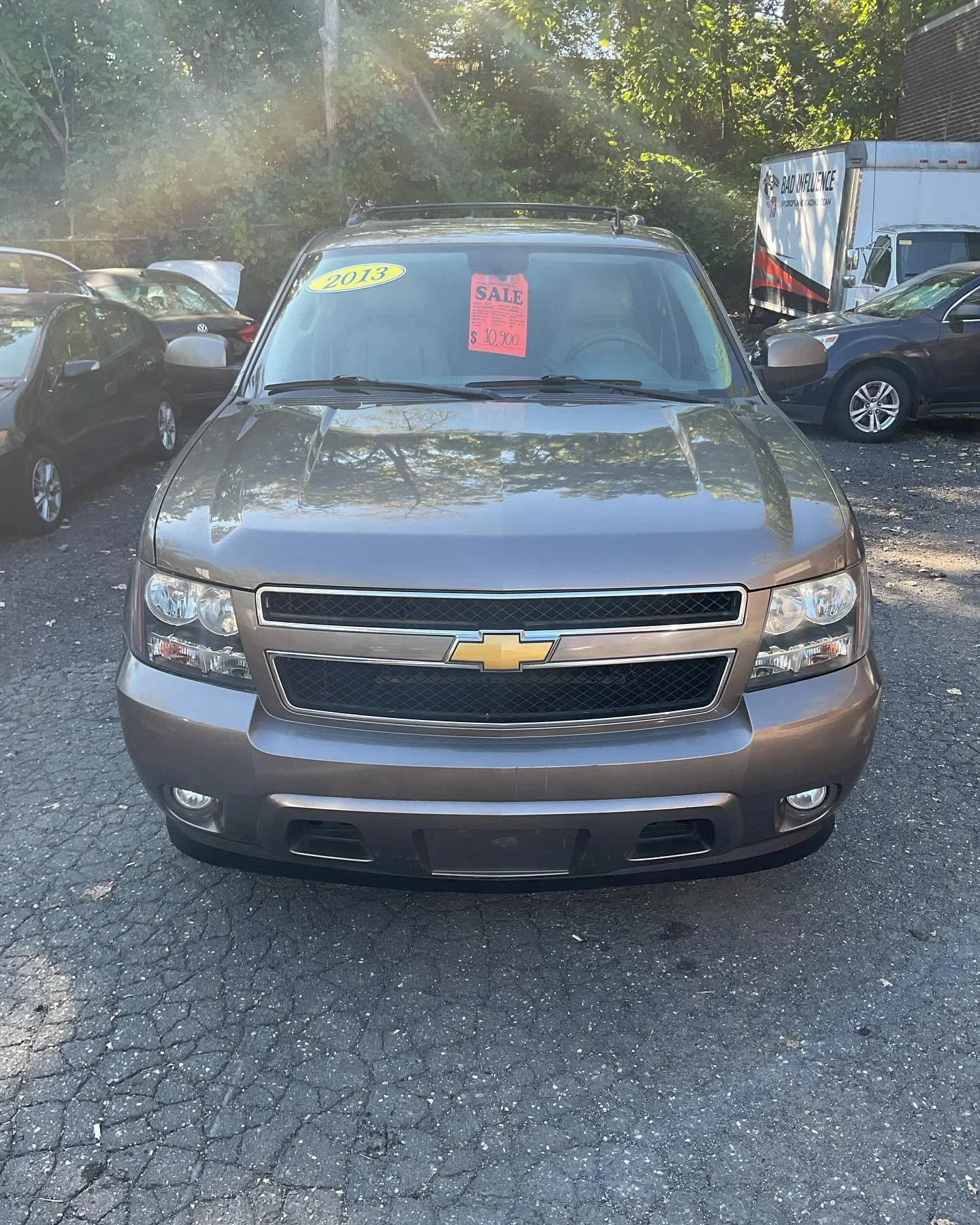 FOR SALE: 2013 CHEVROLET SUBURBAN 1500 LT

Looking for a reliable, spacious and powerful SUV? This Suburban LT is perfect for families, road trips or anyone needing room and comfort.

✅Year/Make/Model: 2013 Chevrolet Suburban 1500 LT
✅Body Style: Spo