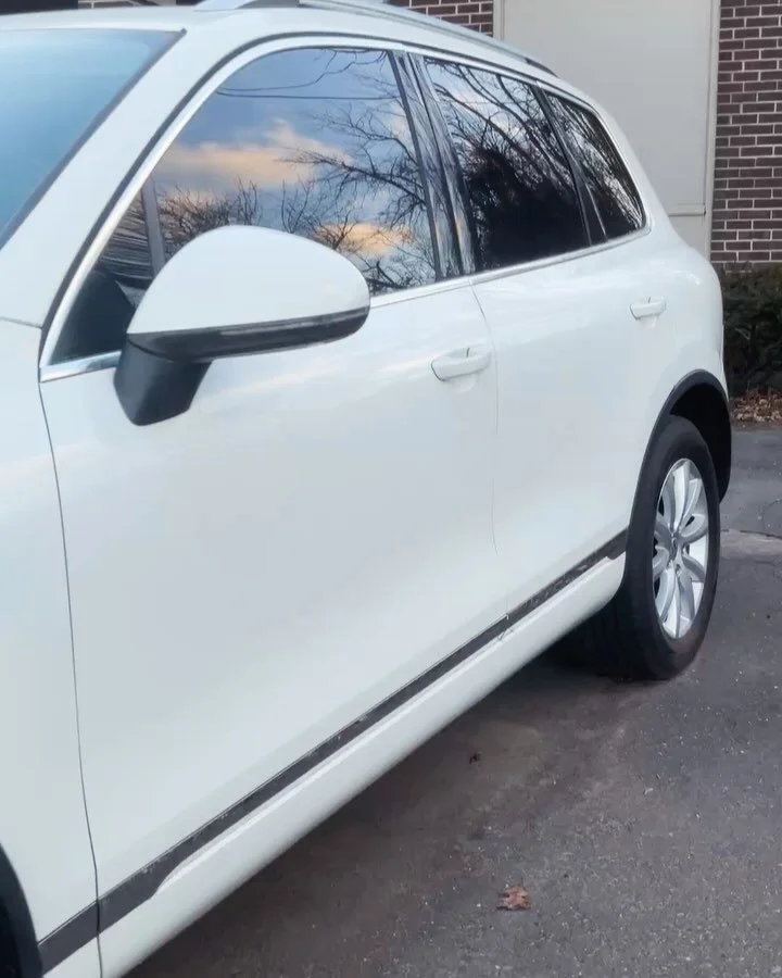 Stylish, comfortable and built to perform. This Touareg delivers a refined drive with the space and versatility you need.
🚗 Ready to go
💳Financing options available 
✅Bad credit/No credit OK
📲DM us today for more info

TAMBIEN SE HABLA ESPA&Ntilde