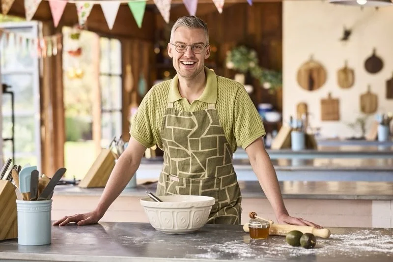 The Great Australian Bake Off is AIRING TONIGHT in the UK on E4! 🎉🇬🇧

And yes&hellip; I might be in it. 👀

UK followers, tune in to @channel4 tonight, (every Sunday 5.55pm) I want to know EVERYTHING you think. No spoilers from the Australians ple