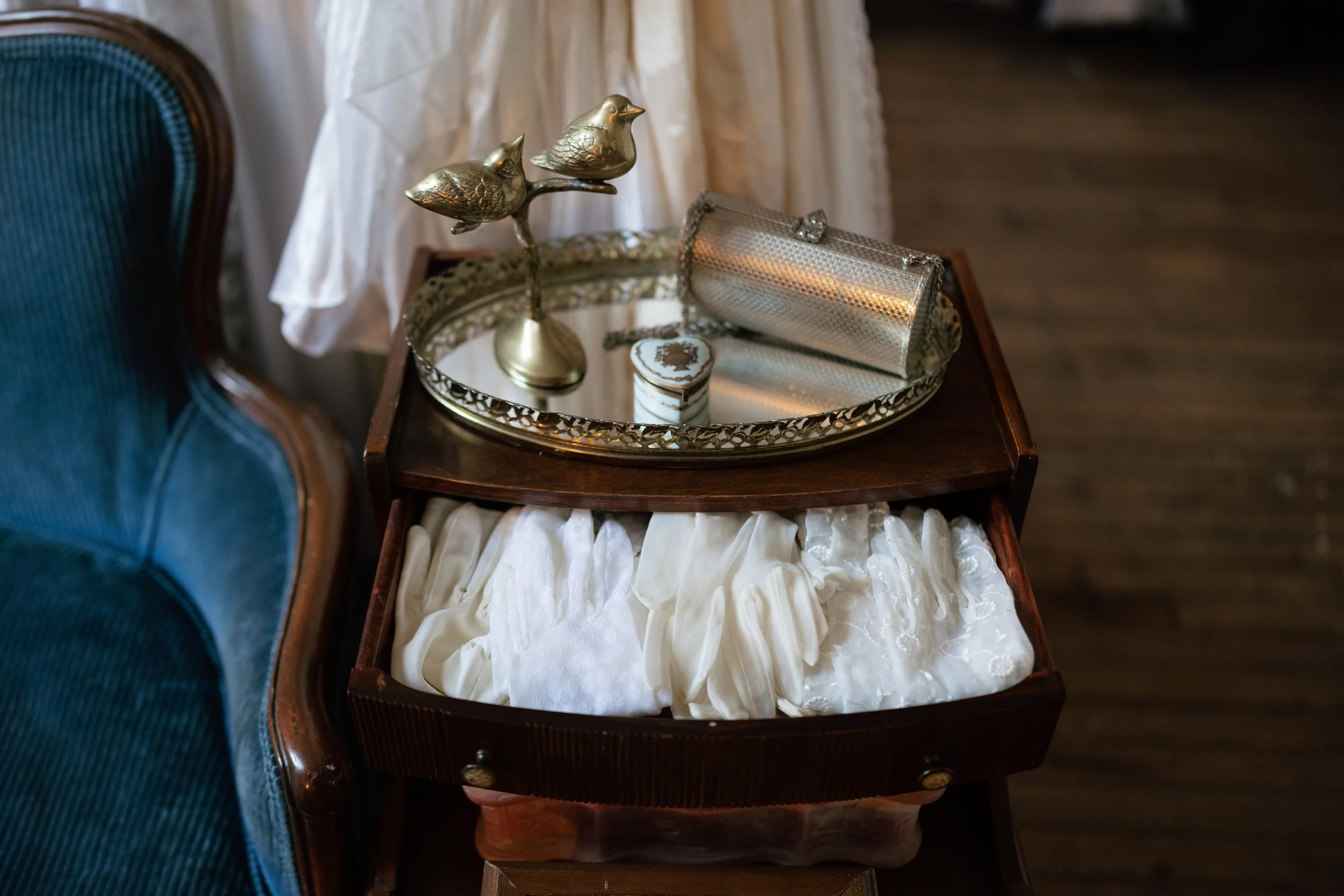 GlassCanaryVintage_PhotographybyAlexandraParado-029.jpg