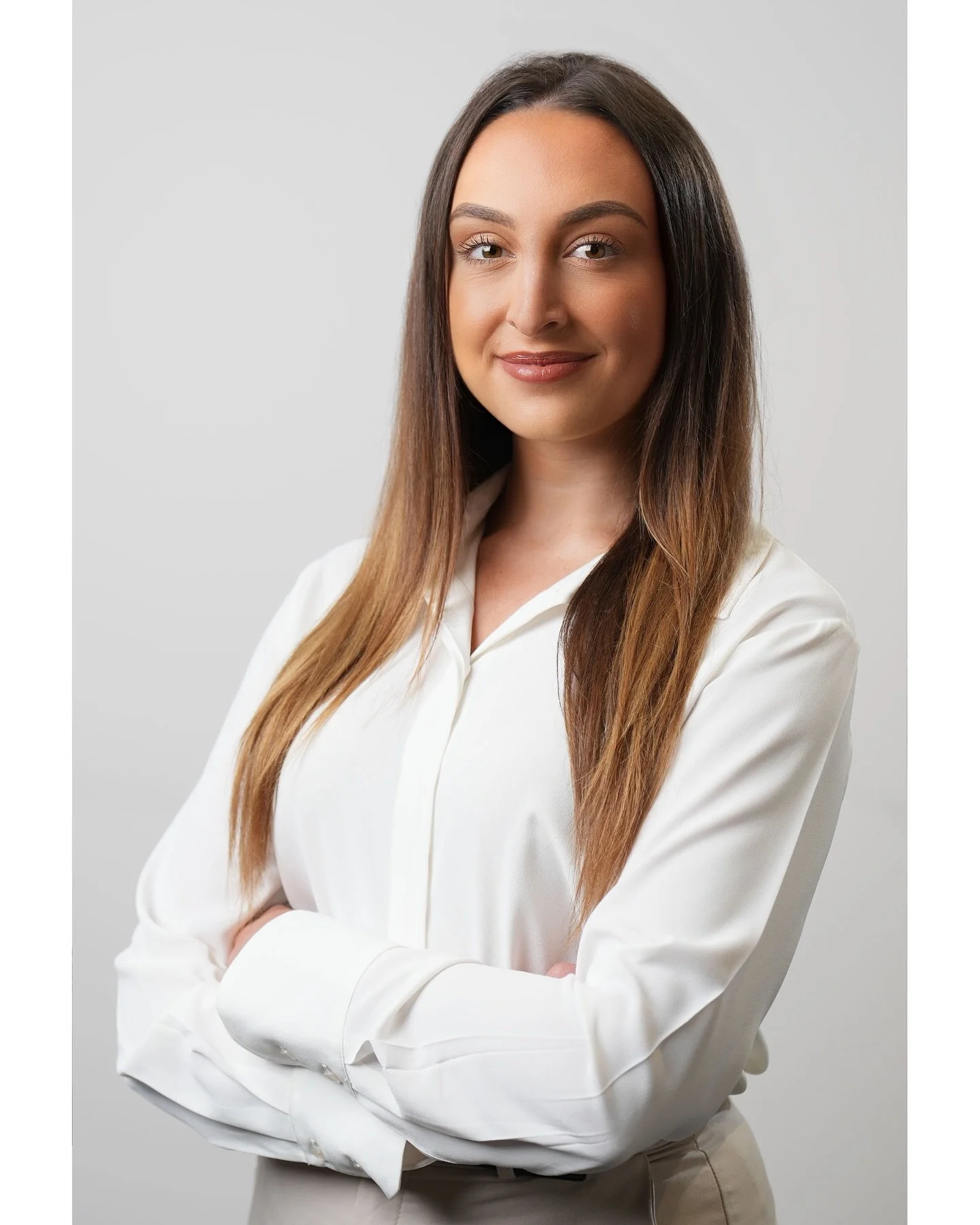 Transform your team's image with MR Photography! 💼✨ 

High-quality headshots that capture confidence, approachability, and authenticity. Let's make your brand stand out! 📸 Book your next corporate session now! 

Series 2/3 

#corporateheadshots #ad