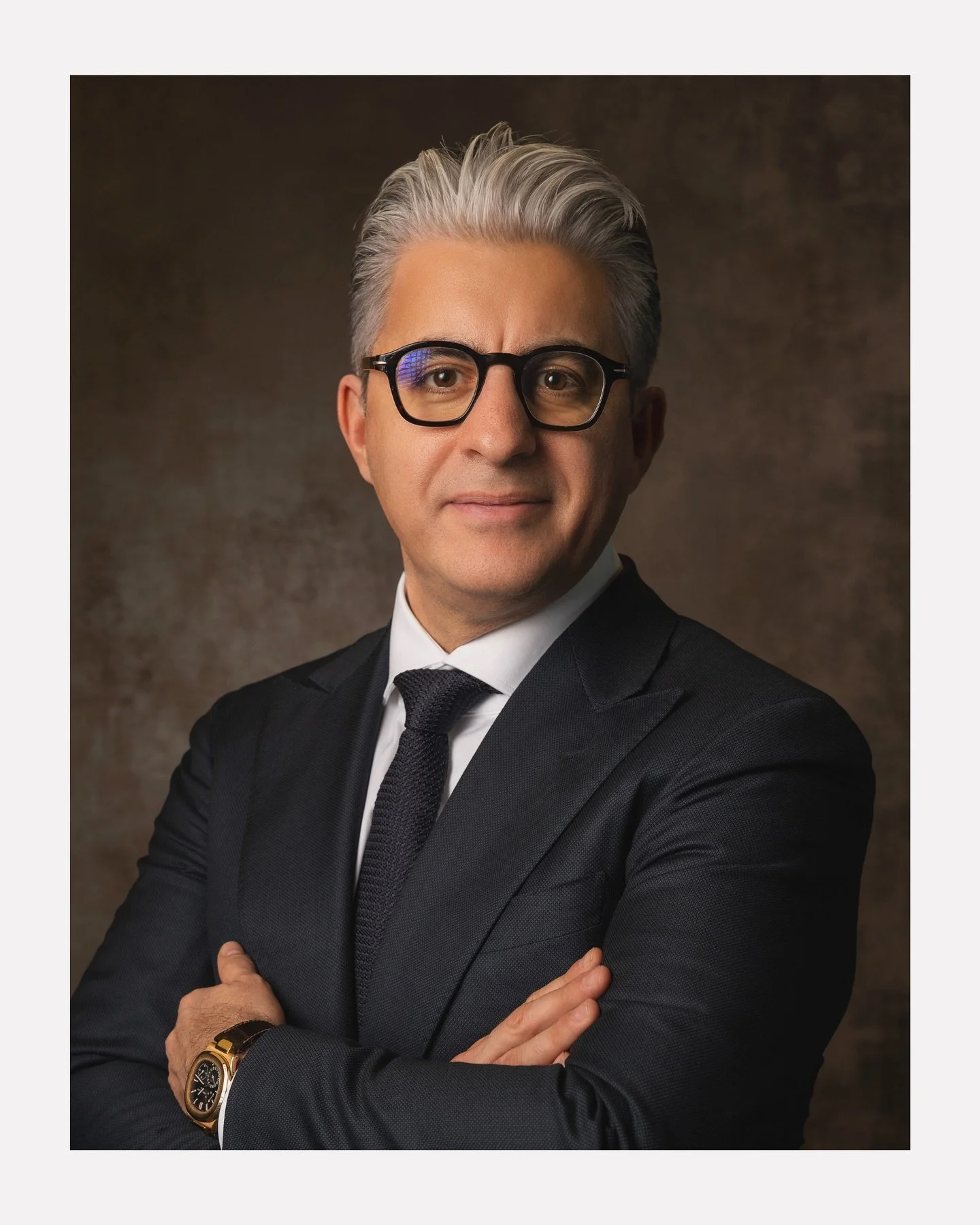 Transform your team's image with professional headshots! ✨

Here's a sneak peek at our recent corporate shoots. Let MR Photography help you exude confidence and professionalism.

Book your session now! 📩 DM us

Series 1/3 

#CorporatePhotography #He