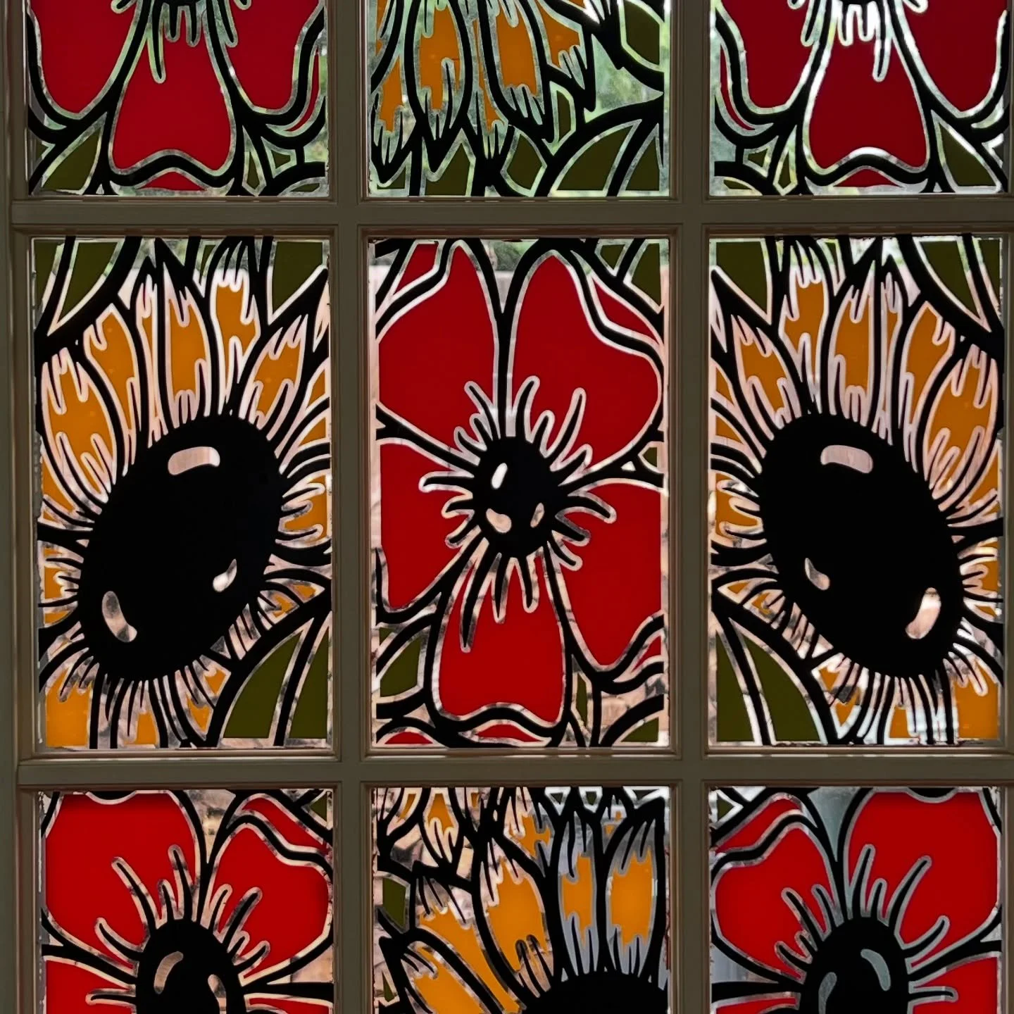 I don&rsquo;t do a lot of vinyl work, but I&rsquo;ve been using it more lately. I replaced an old eyelet  curtain with this stained glass design.

#vinylstainedglass #windowdecor
