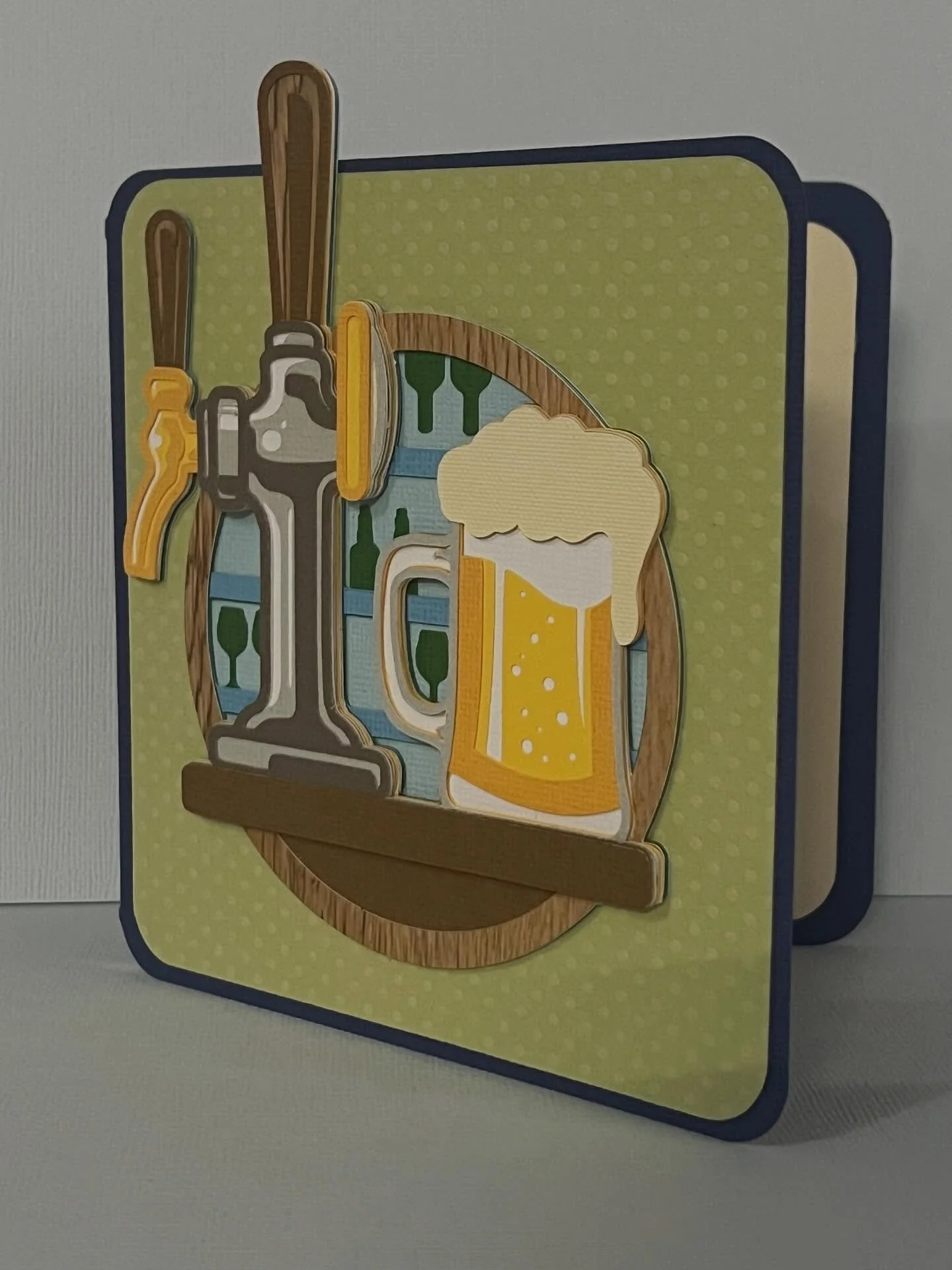 Cheers and Beers to 70 years! 🍻 Happy Birthday to my Uncle who brews his own amazing beers. 🎂Lots of love❣️ 

#beer #70thbirthdaycard #birthdaycards #cheersandbeers #70years