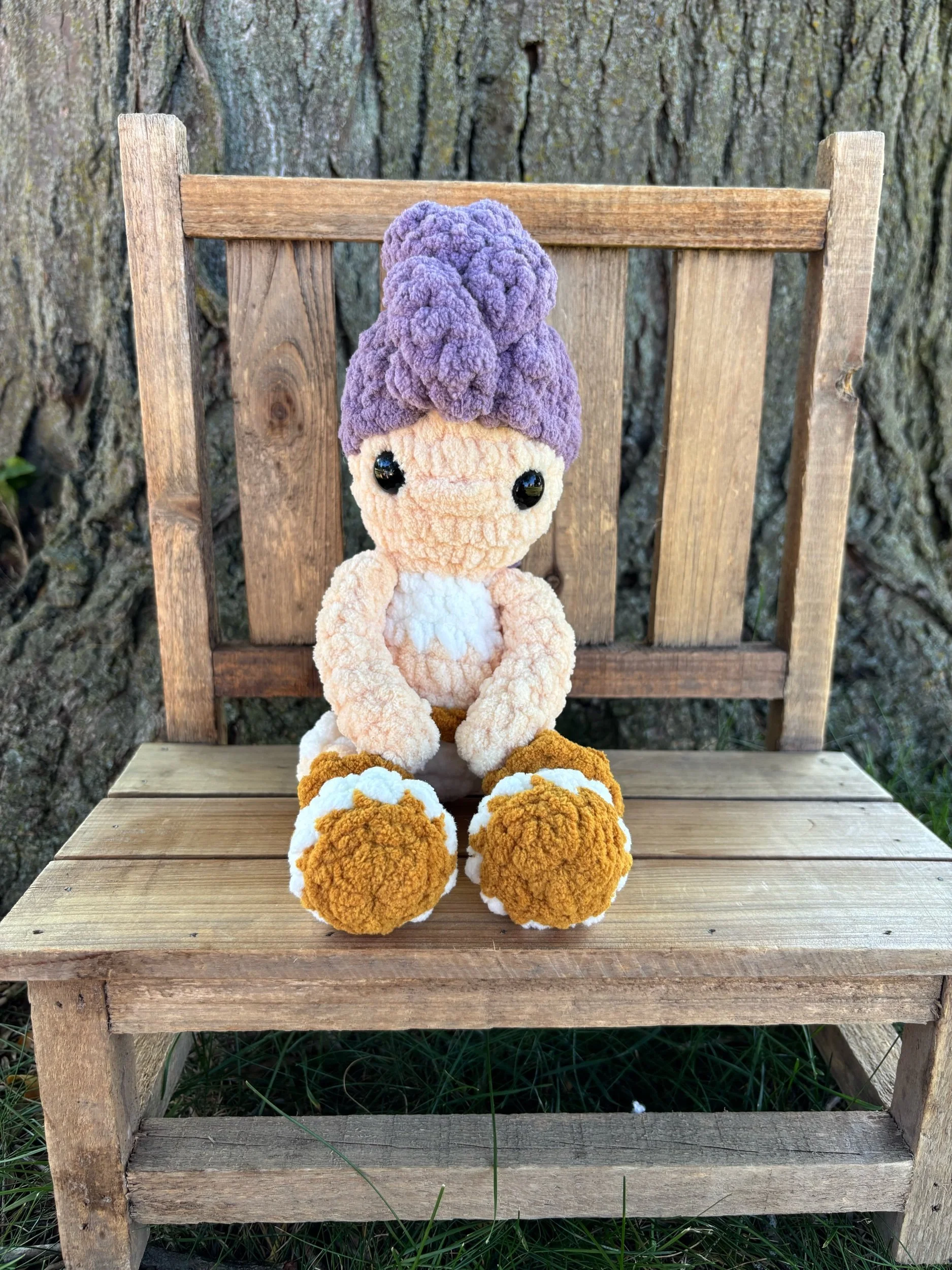 Handmade crochet K-pop doll, Rumi with purple hair