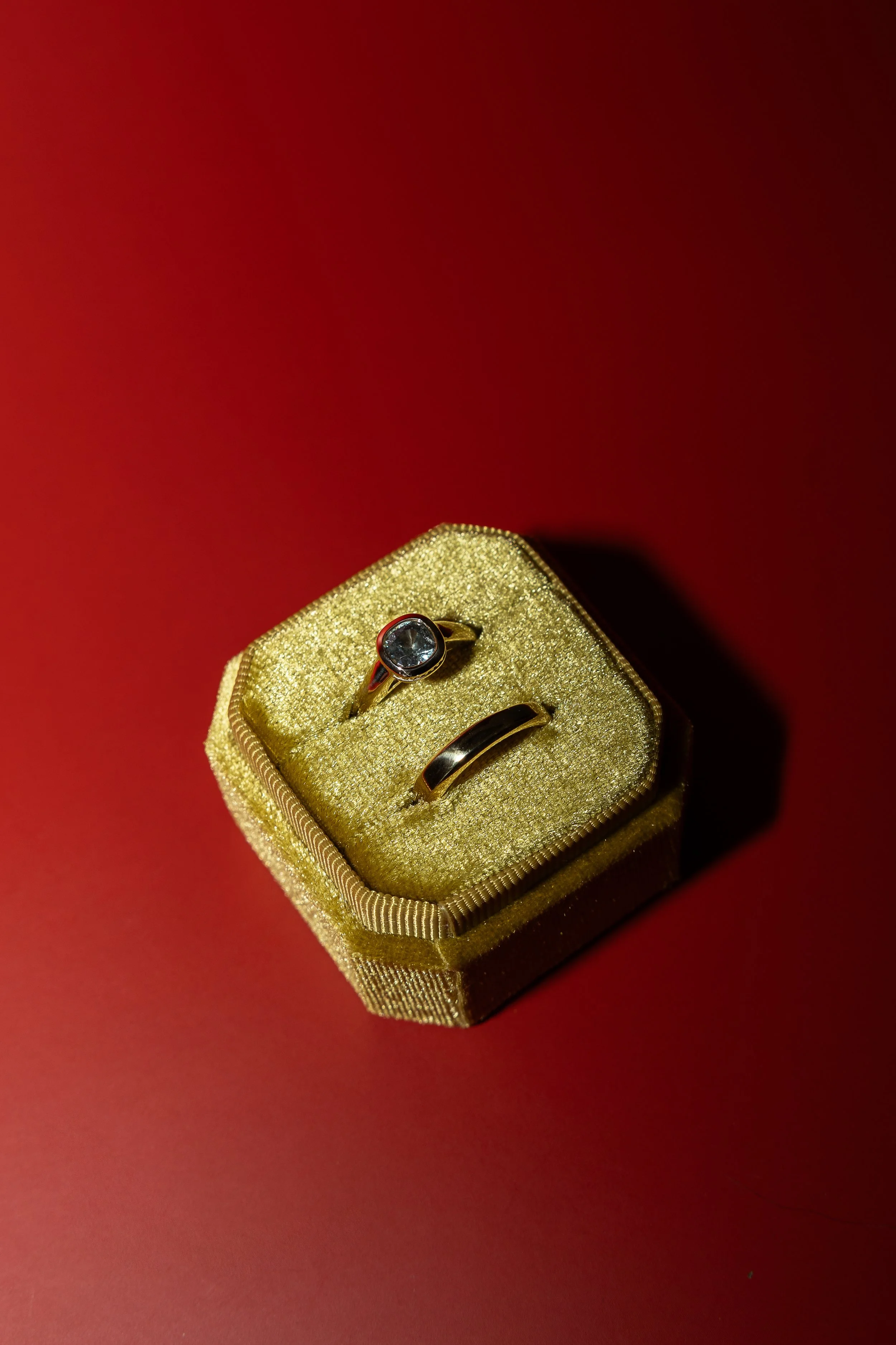 Sapphire Solitaire Engagement Ring 