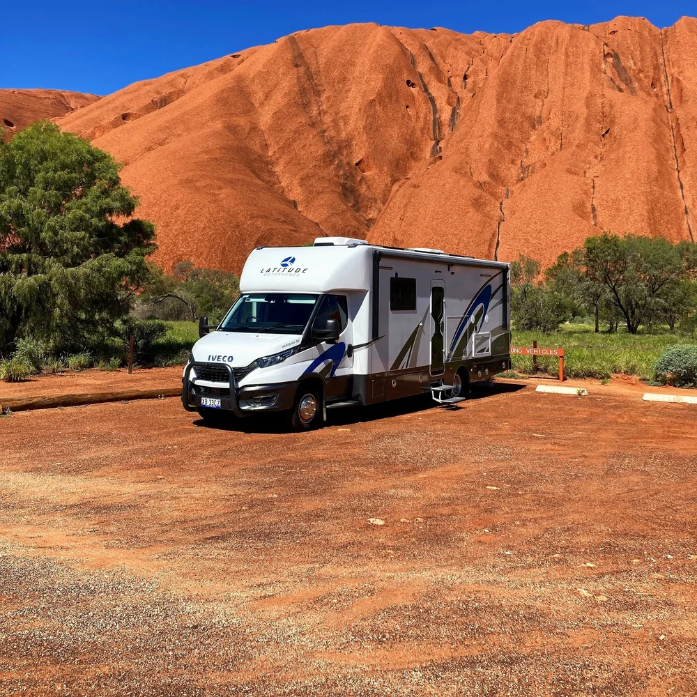 Latitude Meridian 30 at Uluru red rock