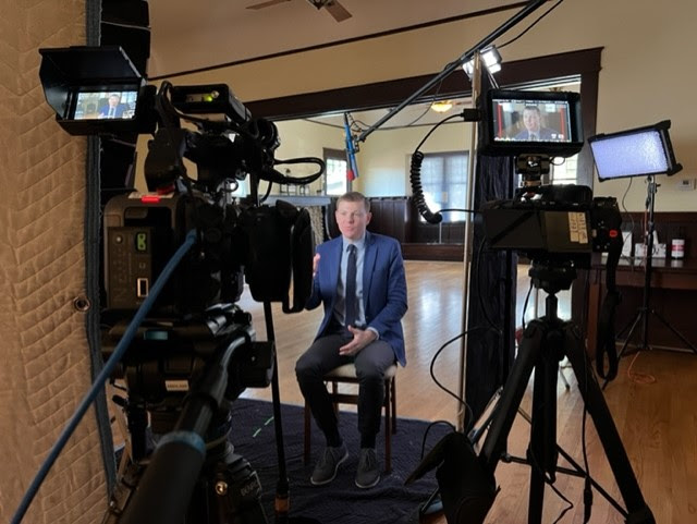 Gienapp filming 2.png