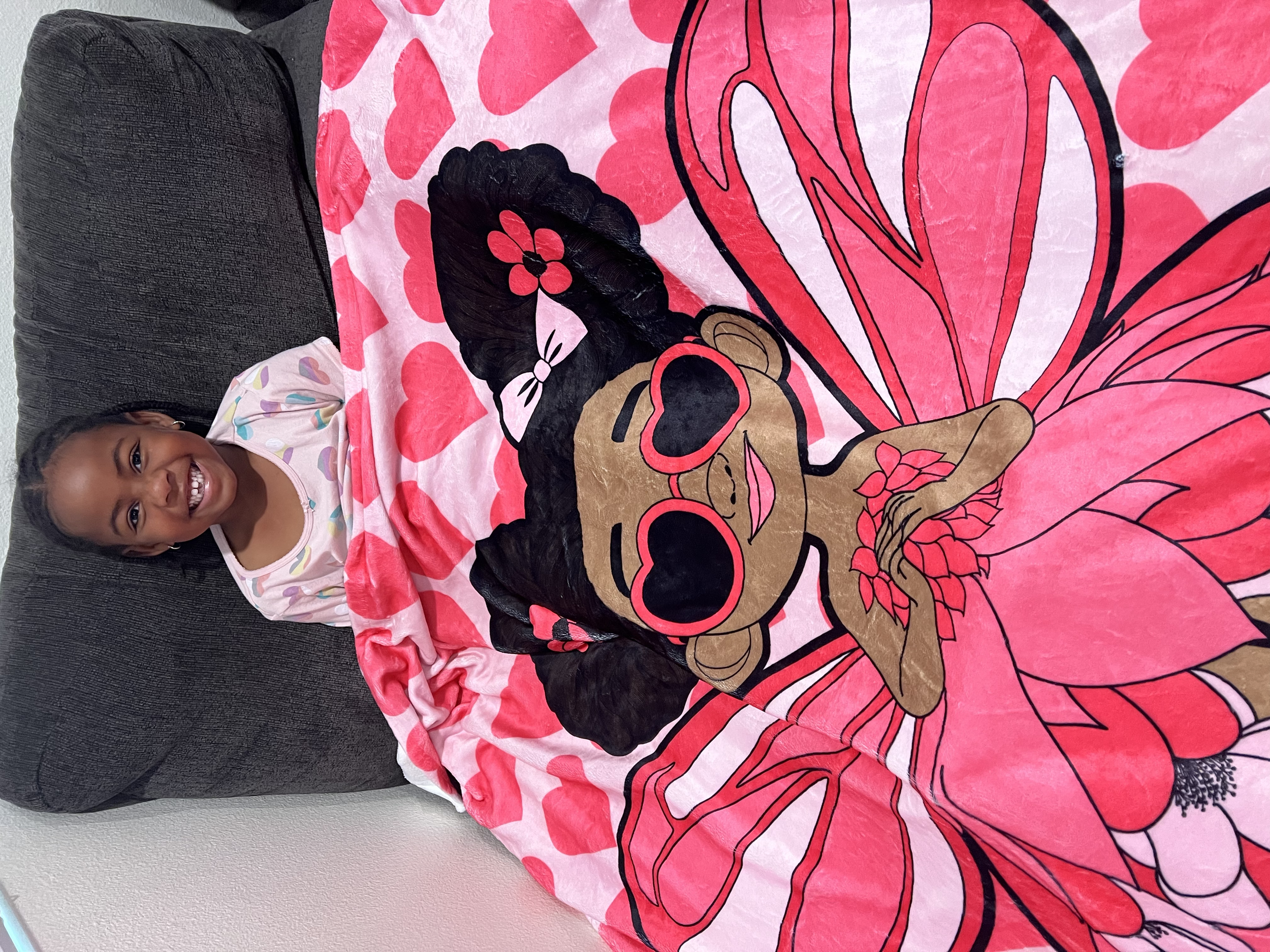 coco-pixies-glitzy-gracelynn-fairy-blanket-pink-heart-pattern-girls-kids-children.png