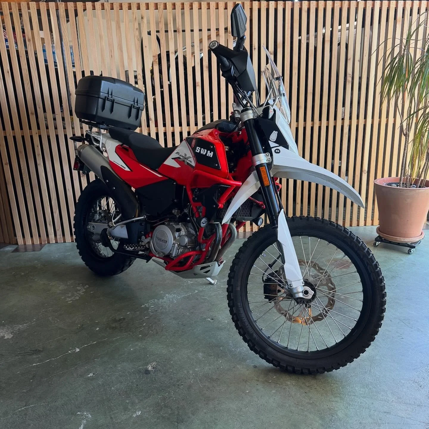2020 SWM Superdual X
3404 miles
$5900 

In the last few years we&rsquo;ve seen this exact recipe baked up a few times -and for great reason. 

The Royal Alloy Scooters:  A fresh take on a classic design with the reputable and powerful Vespa 300 Engin