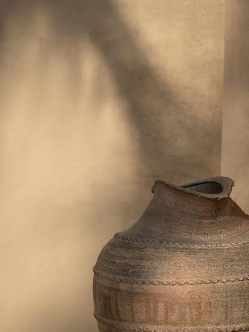 Earth tones, soft light, and a vessel with a bit of history woven into its texture.

Discover Homi Villas.

#HomiVillas #RealEstateInvestment #Lombok