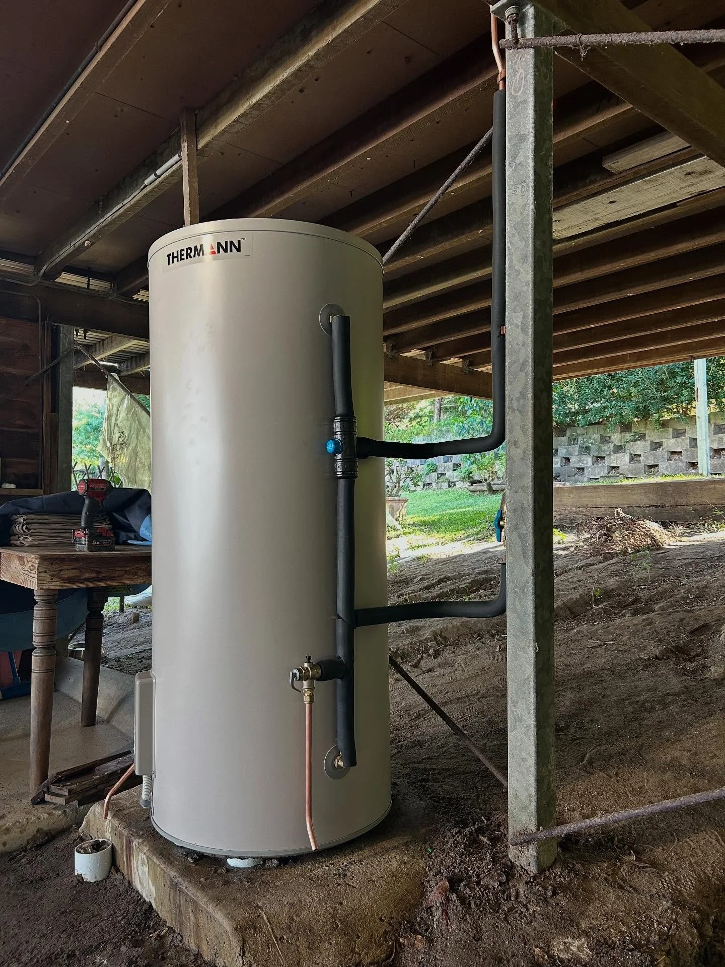 Hot water, sorted 
Today we installed a brand new 250L Thermann electric hot water unit giving this home reliable, efficient hot water for years to come.

If your system is showing its age or struggling to keep up, we can help with supply and install