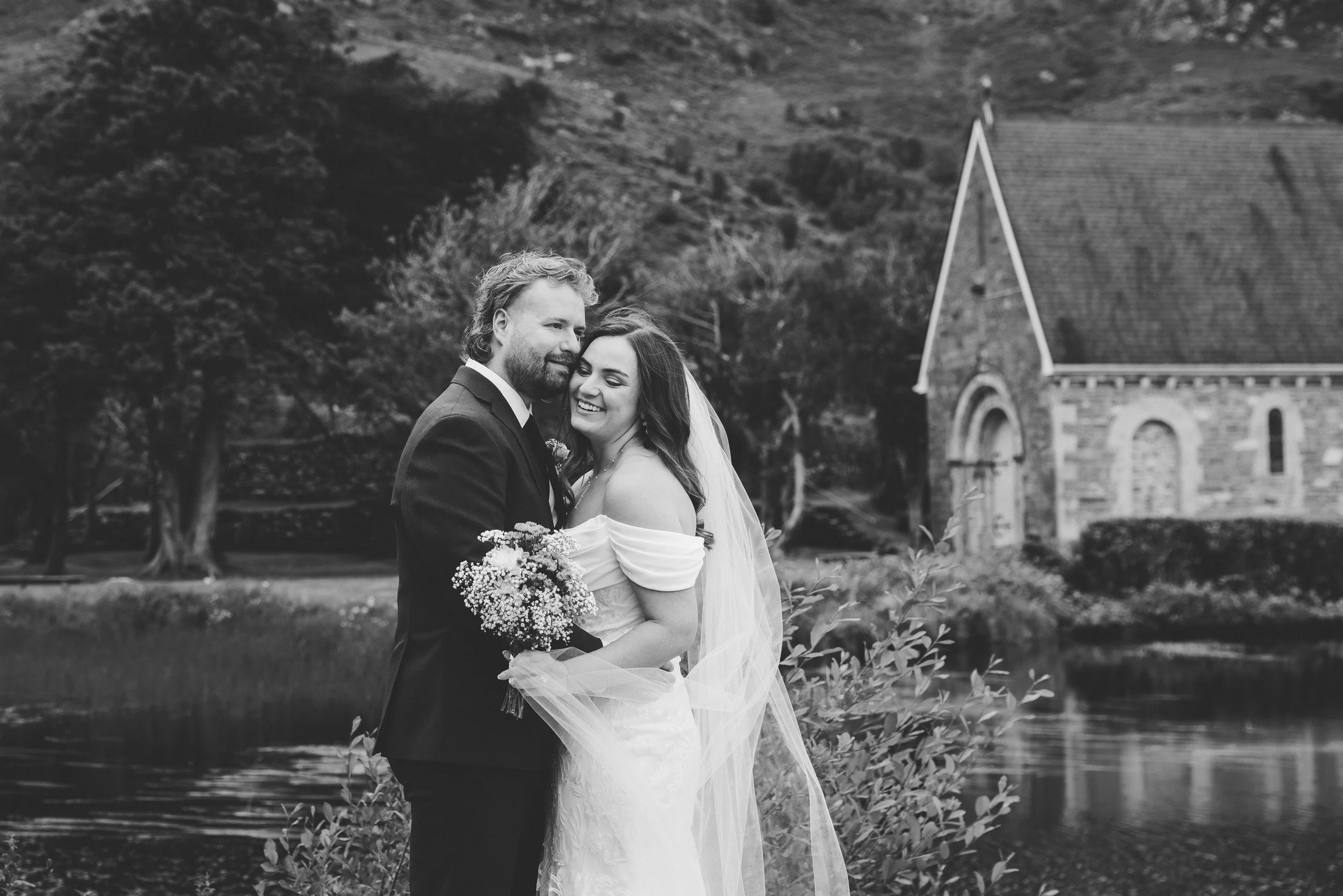 Grace & Colin_M-711.jpg