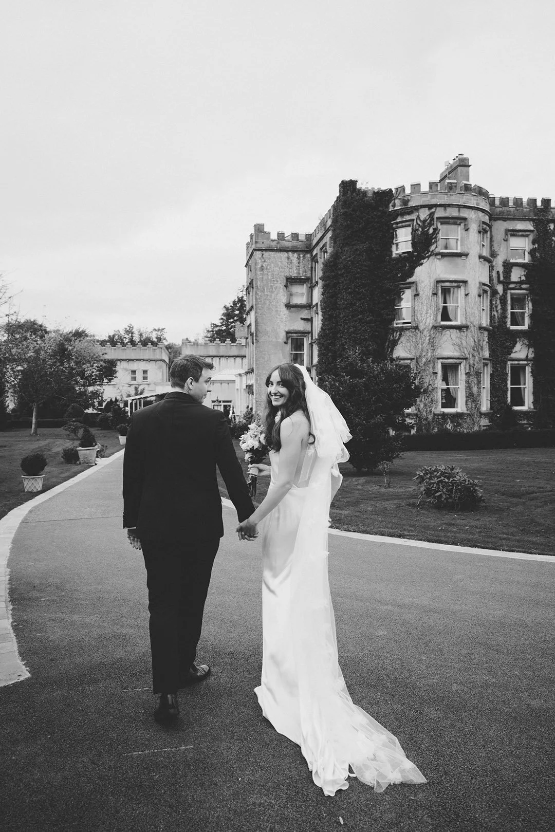 Clare & Martin _M-1781.jpg