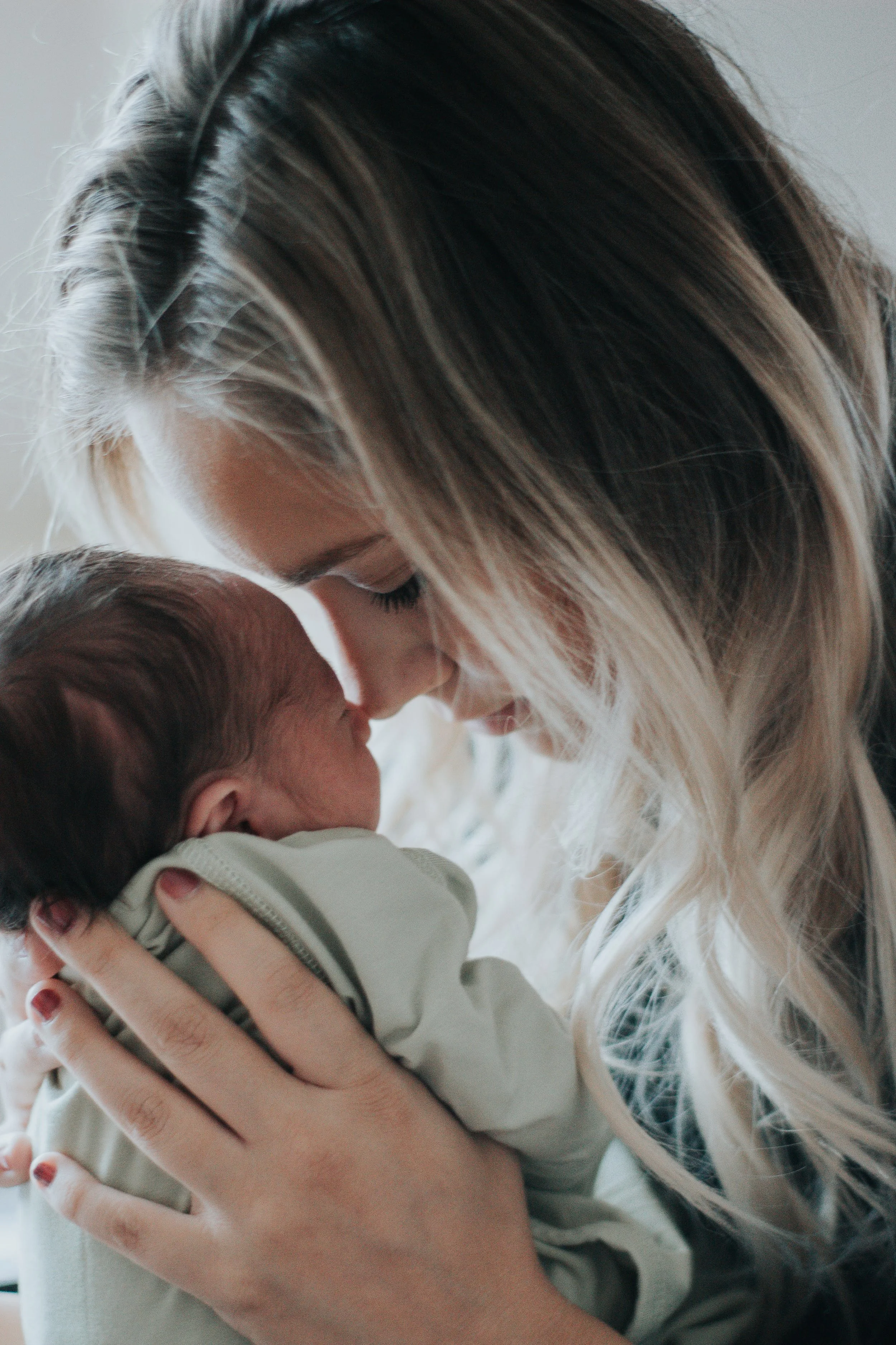 10 things your doctor never told you about giving birth | Minneapolis Birth Photography