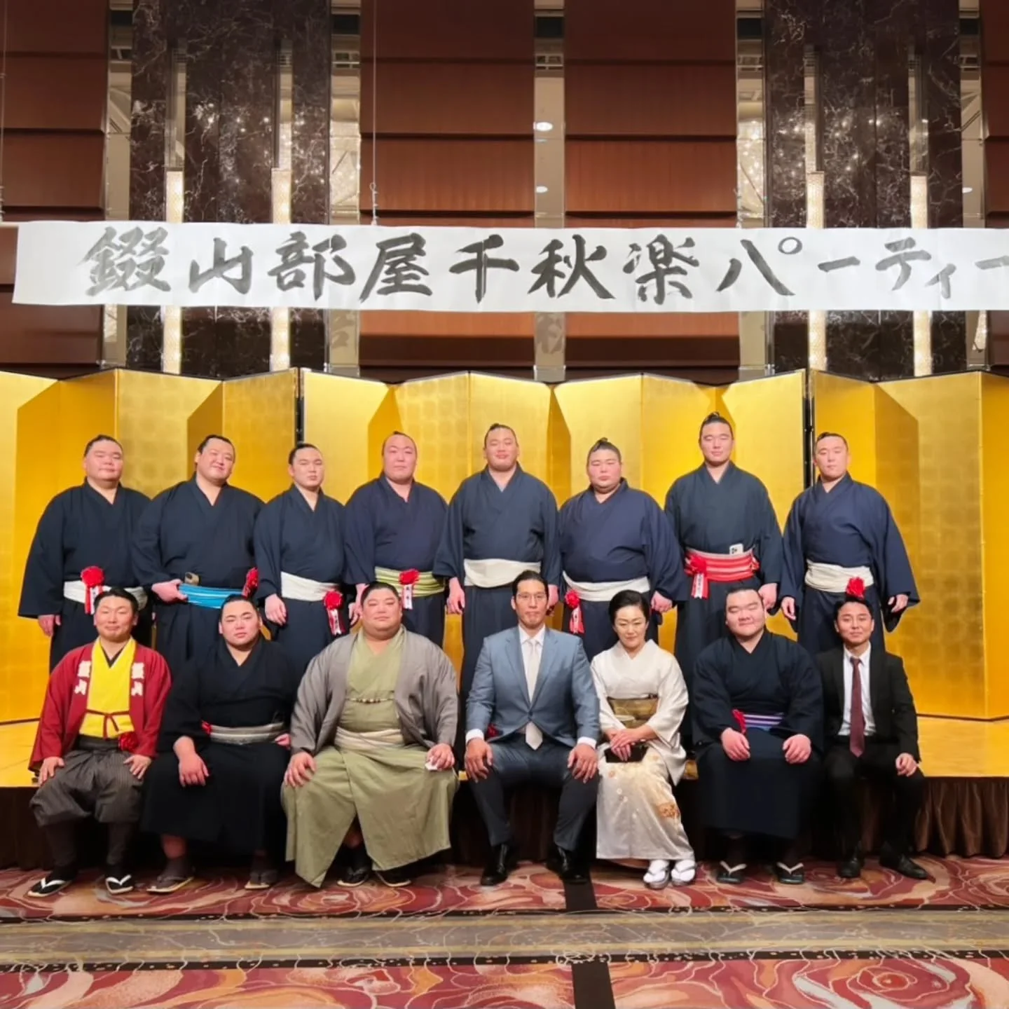 一月場所も、無事千秋楽を迎えました✨
十五日間、毎日皆様から温かい励ましのお言葉をたくさんいただきましたこと、心より御礼申し上げます🙏✨
ありがとうございました❗
今場所の部屋の成績はいいますと&hellip;48勝34敗💫11名の力士のうち、8名が勝ち越すことが出来ました💡
次の大阪場所に向け、また稽古に尽力を致します🔥
本当に十五日間、温かいご声援をありがとうございました✨