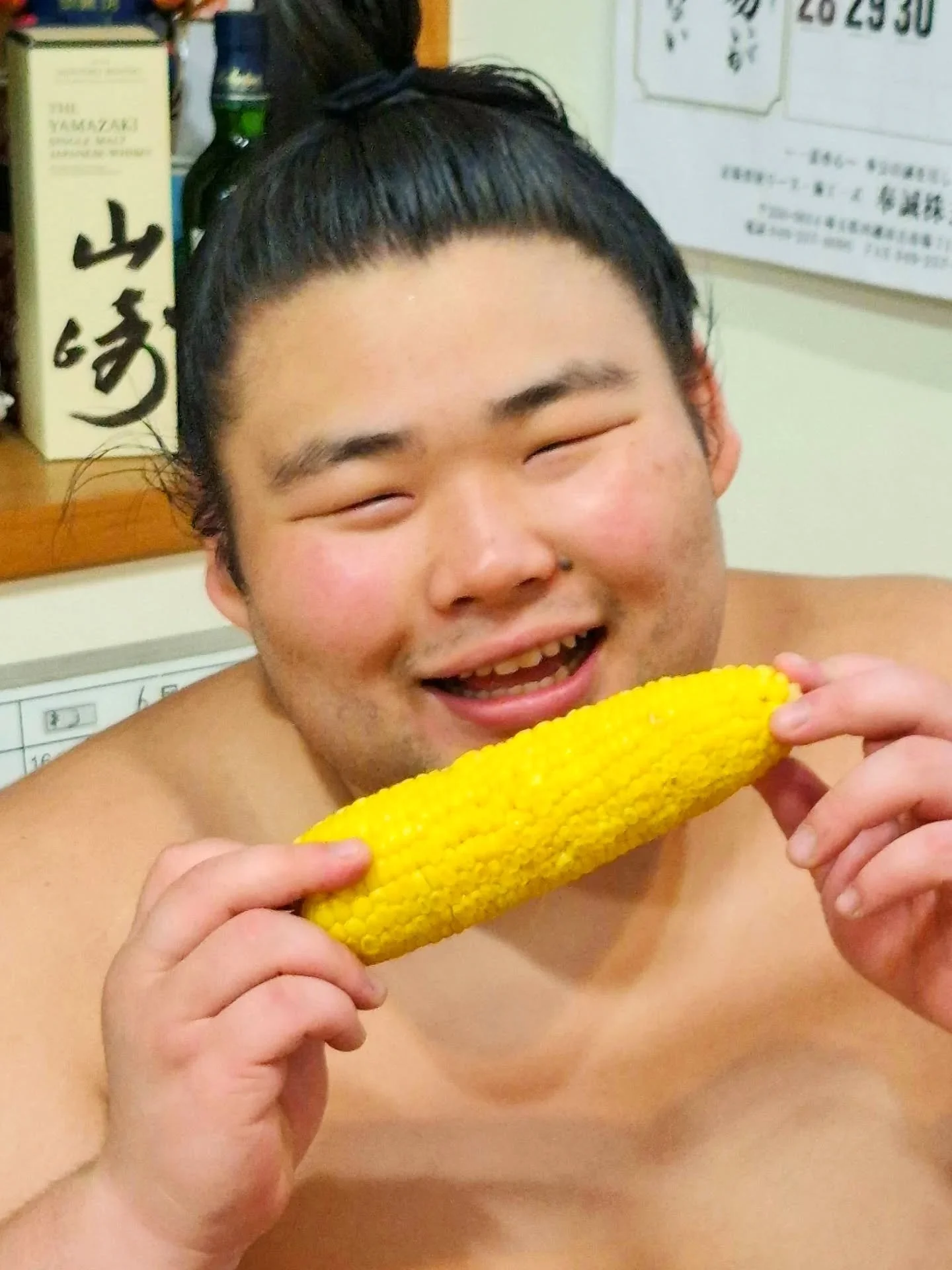 🌽🌽旬の味覚 いただきました🌽🌽
甘くて美味しい とうもろこしをたくさんいただきました✨
プチプチ弾けて新鮮です‼️茹でたてをいただきま～す🙏
たくさん🌽ありがとうございます✨