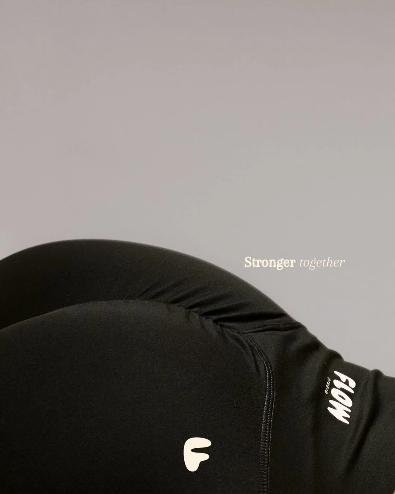 On transpire, on shake et on &eacute;volue ensemble 💥

Pr&ecirc;t(e) &agrave; venir d&eacute;couvrir la m&eacute;thode Lagree ? RDV sur l&rsquo;application Flow Studio 🧡