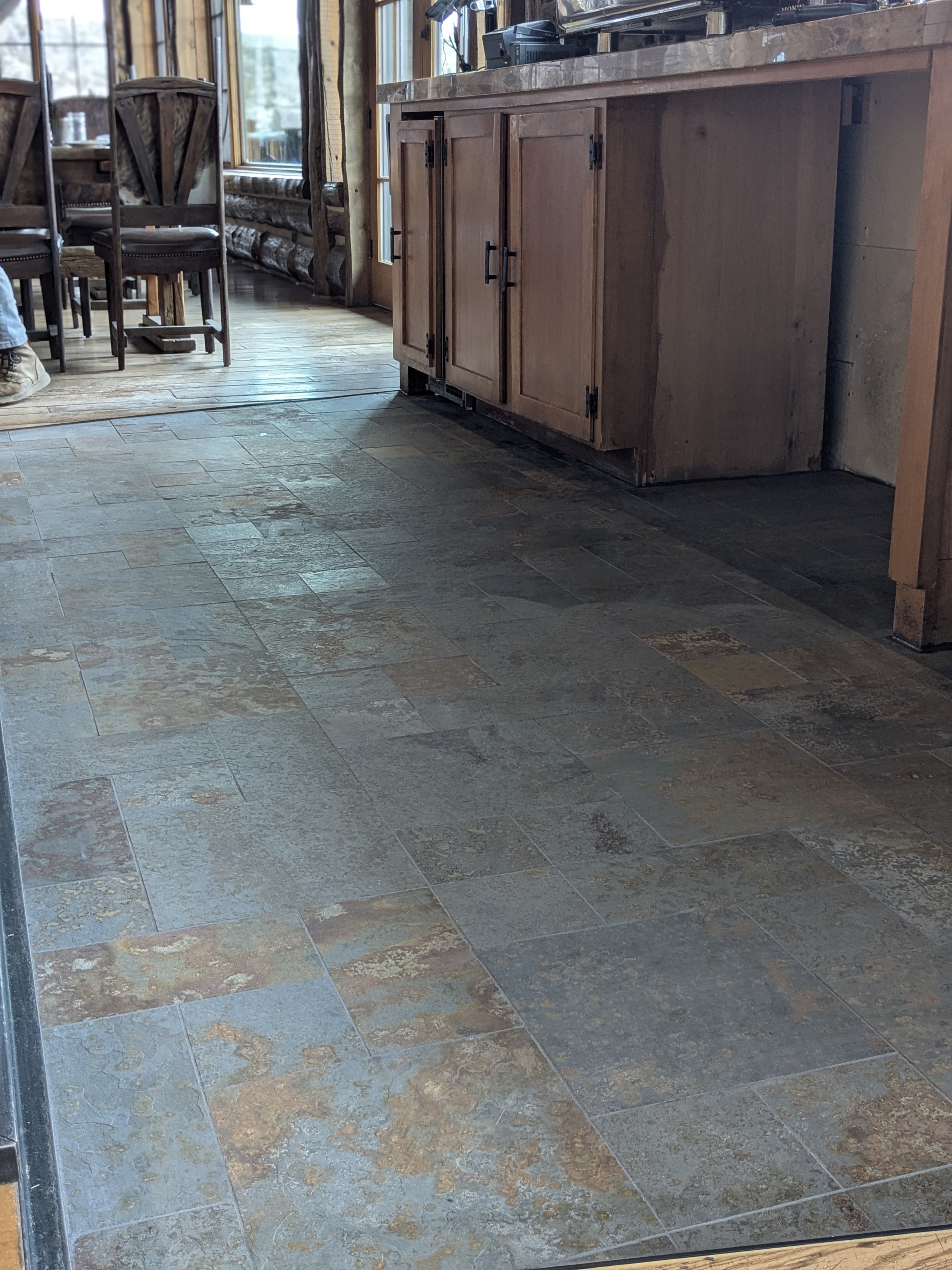 PXL_20251216_201811446.PORTRAIT (2).jpg