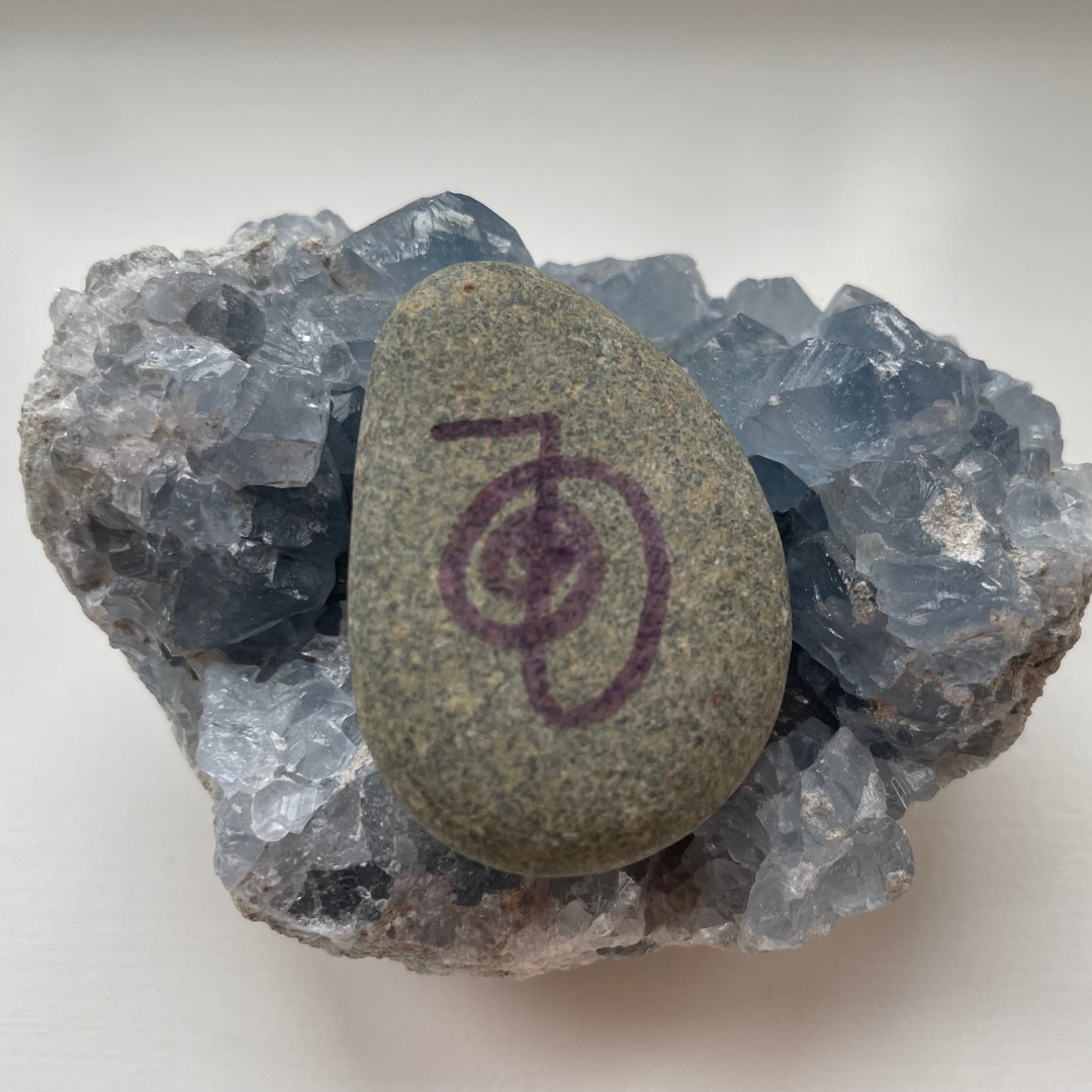 Distance Reiki for Anxiety and Depression: Calm Your Mind from Home