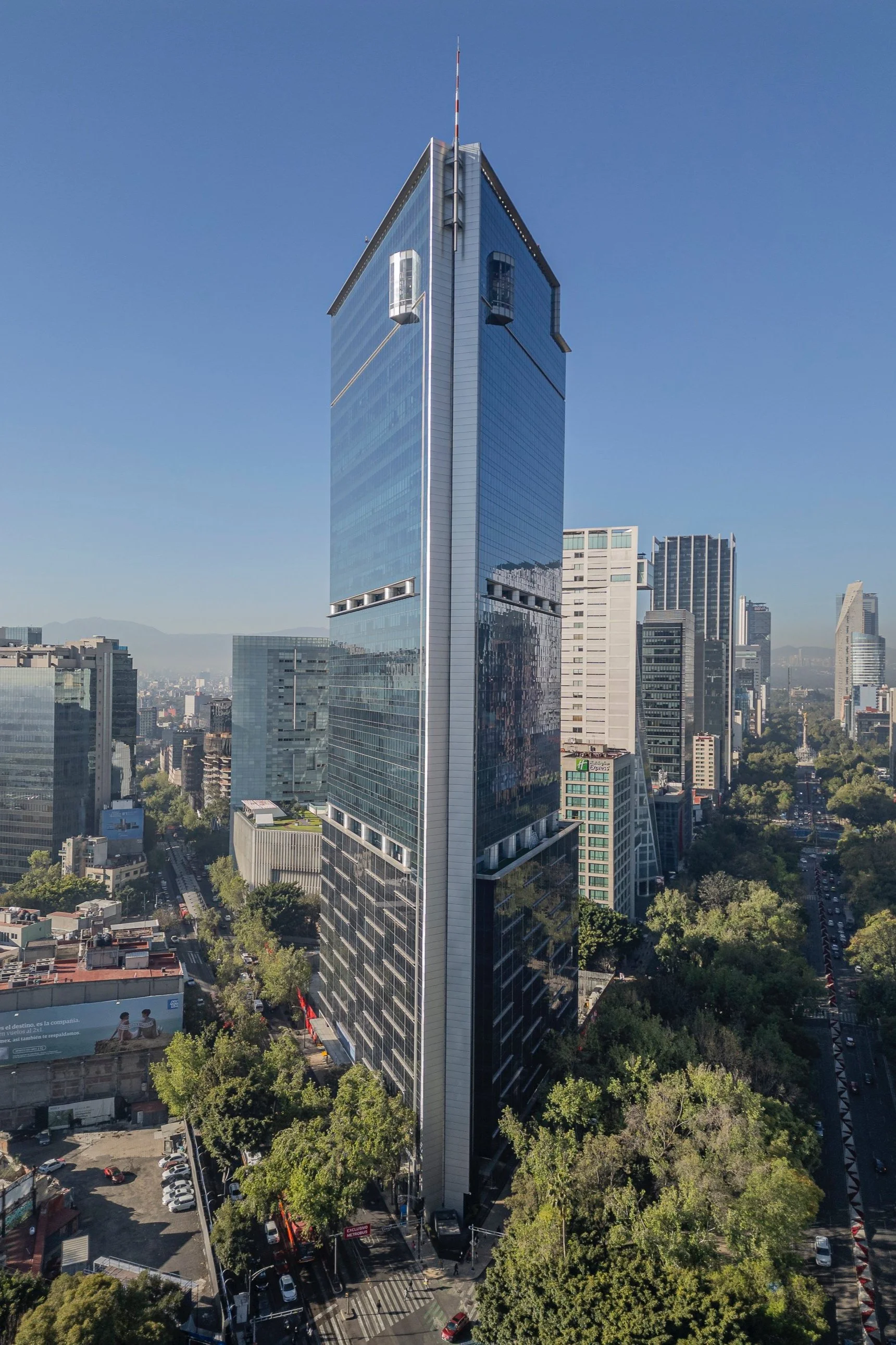 Torre+Punta+Reforma+-+ZVA+Arquitectos+-+Baja-1.jpg