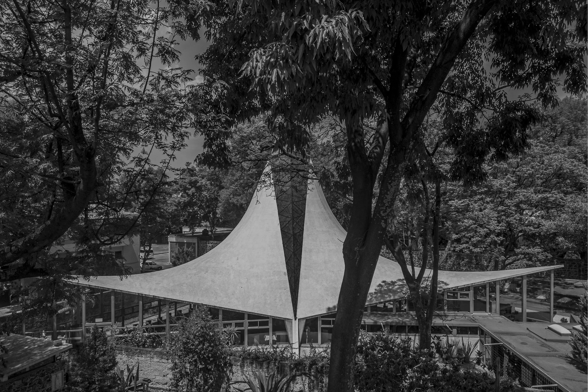 Felix Candela - San Vicente de Paul-18.jpg