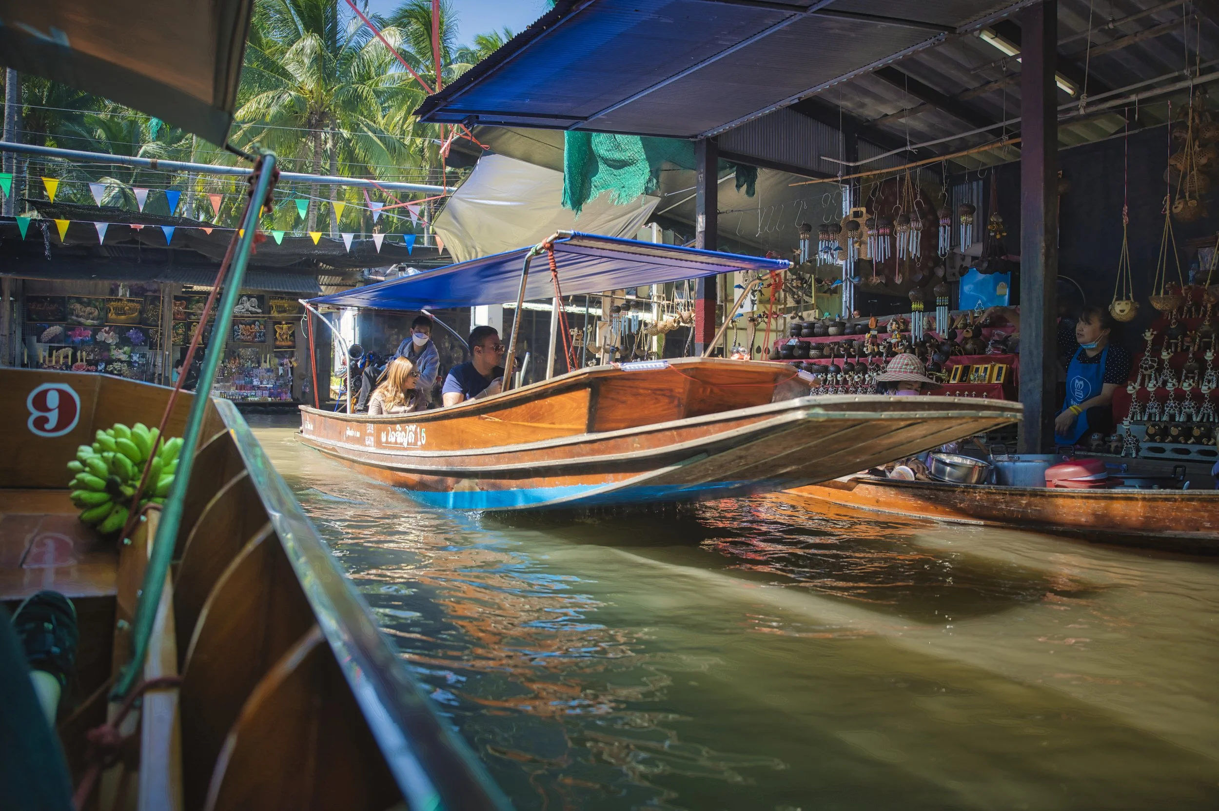 Riverside shopping