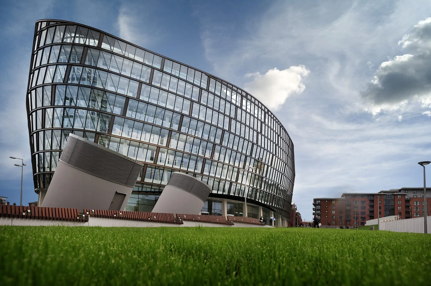 Architectural photograph of the Co-op Building in Manchester – striking modern design.