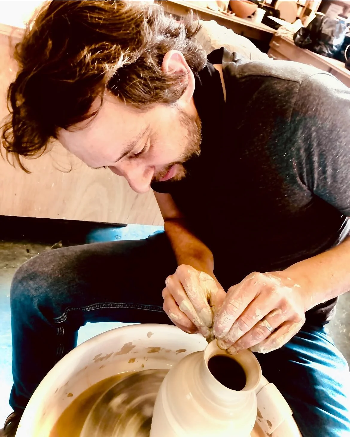 〰️ MIXED ABILITY THROWING - starts next Thursday 23rd April 2026, 6-8:30pm 〰️

🌟 ONE SPACE AVAILABLE!🌟 

Where ever you are with your throwing (beginner - intermediate), Chris will work with you to learn how or make progress - to make the pots of y
